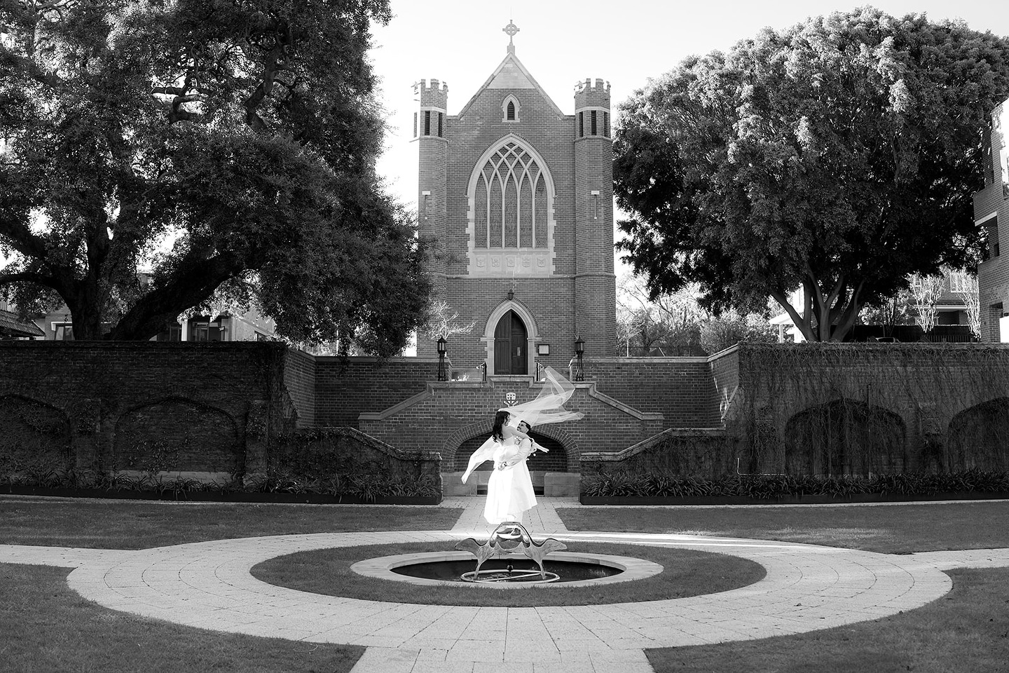 St George’s College, two gorgeous humans and the wind 🌬️ *chefs kiss*
