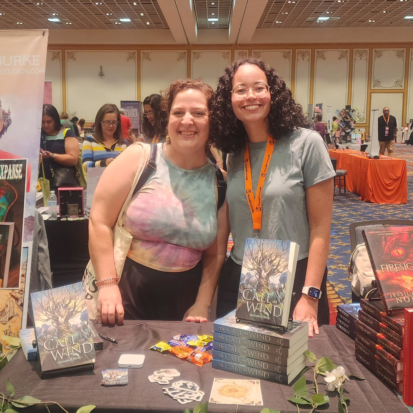 I don't think there is a prouder moment for an editor than seeing one of my authors in the wild! It was so special seeing @author_kr_house at Author Nation with her debut novel, the Call of Wind. If you like element magical, complex flawed characters, and a world of religion and politics and magic all butting against each other, the Call of Wind is for you!
#edibuddies
#amediting
#stetwalk
#bookstagram
#bookworm
#bookwormlife
#bookish
#booklover
#currentlyreading
#bookrecommendation
#booksofinstagram
#bookstagram
#whatsyourstory
#editor
#proofreader
#readingandwriting
#midwrite
#midwriteworlds
#fantasy
#fantasyreads
#selfpublishing
#fictioneditor
#fictionediting
#editorlife
#authornation
#readernation