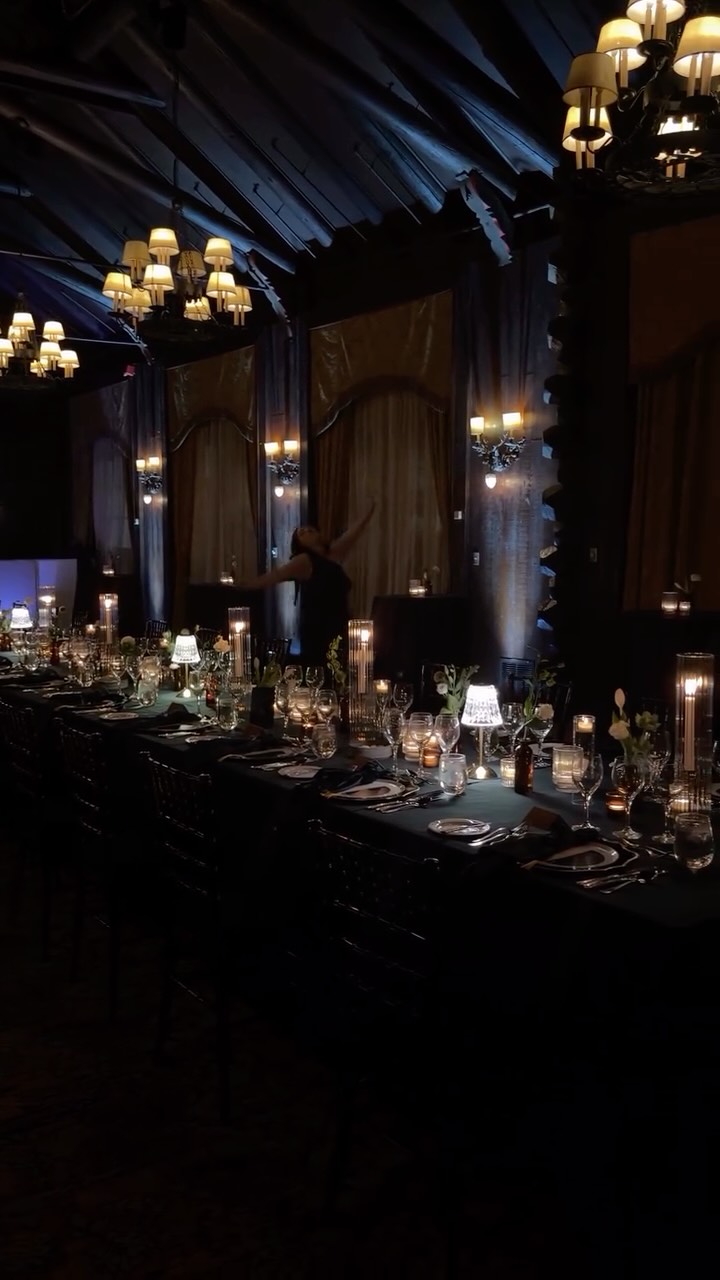 A beautiful corporate event with an old money feel @fairmontmontebello
Vendors:
@amandajuliaevents
@kennedyevents
@rayray_oxygen_entertainment
@kamaramorozukphoto
@thegatheringeventco
#ottawacorporateevents #ottawaeventdecor #ottawaeventrentals #ottawaflorist #oldmoneyfeels #oldmoneyaestetic