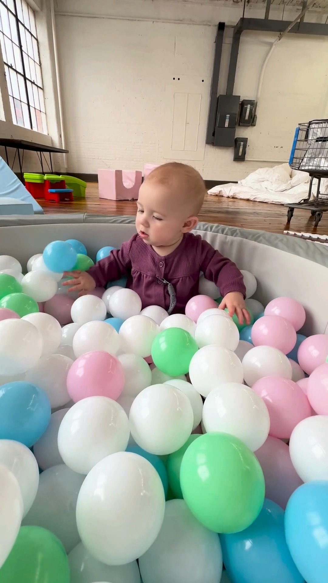 Did you know? Soft play isn’t just fun—it’s great for little ones’ motor skills too! 🧸 Follow us for more tips and don’t forget to check out our party packages! www.saratogasoftplay.com