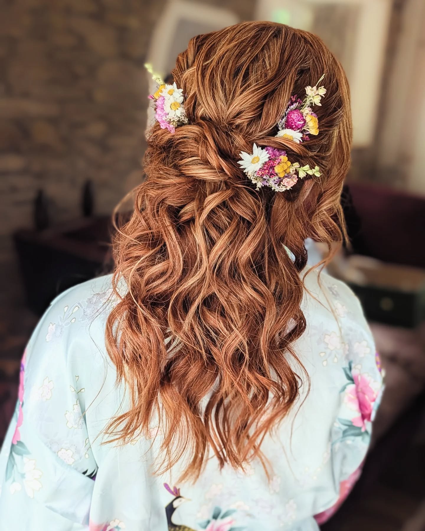 Making my clients smile - that's real success 🫶🏼
Bringing out the best of your hair by increasing volume and hold, directing strands and organic twists for ultimate texture and boho vibes 🌼
Allow me to enhance your beautiful hair to have you feeling like the most beautiful you 🥰
If you're looking for a beach boho bridal hair stylist for your wedding or elopement in Devon or Cornwall, DM me to see if I'm available for your special day 🌸
Becca x 🌊
#cornwallbridalhair
#devonbridalhair #devonbridalhairdresser #plymouthweddinghair #plymouthbridalhair
#bohoweddinghair #bridalhaireducation
#UKbeachwedding
#mermaidweddinghair
#bohobrideinspo
#devonelopement #cornwallelopement #dartmoorelopement
#ukelopement #devonweddinghair #cornwallweddinghair #bohohairdevon #bohohaircornwall
#ukbeachweddingvenue #beachweddinghair