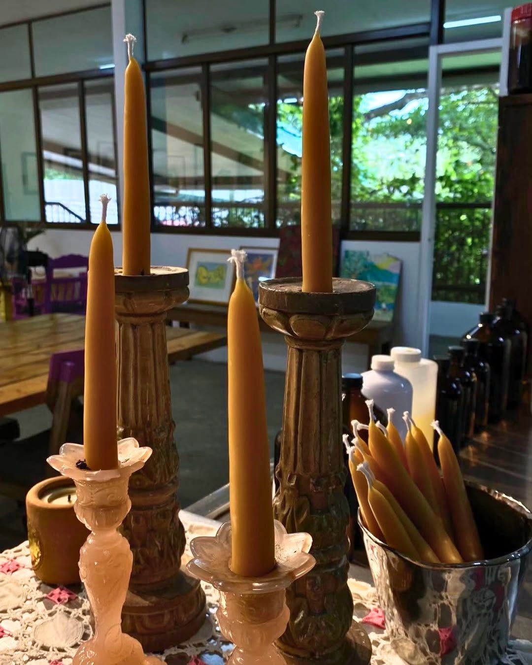 Add some festive and healthy lighting to your tables for Noche Buena with our pure beeswax candles. 🌟🍽️
Our candles last for approximately 2 hours and help clean the air as they stay lit. No toxins, just good, clean mood lighting for the holidays and every special occasion! 🎄