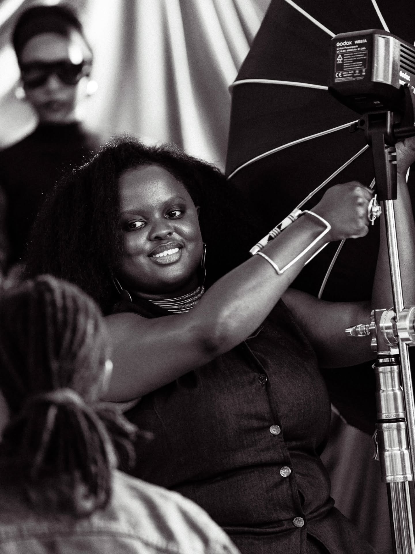 1/2
#Throwback to JUNE JULY’s @photographybyjunejuly first #PhotographyMasterclass “The Art of The Portrait”, which we at #ShifteyeStudios had the absolute honour in hosting in our space back in October.
Many thanks to the incredible model PHINI3 NDEGWA @phinie_ndegwa also @sonyalpha and @sonymea, for creating and sharing the tools, and to their amazing partners at @camerasafrica.ke ! We hope to host you all again very soon!
.
📸 @shifteyephotography
.
.
For BOOKINGS or INFO - Drop us a DM or Email at info@shifteyestudios.com
.
.
#ShifteyePhotography #BlackAndWhite #BlackAndWhitePhotography #BWphotography #eventphotography #CamerasAfrica #SonyArica #SonyKenya #JuneJuly #PhotographyWorkshop #PortraitPhotography