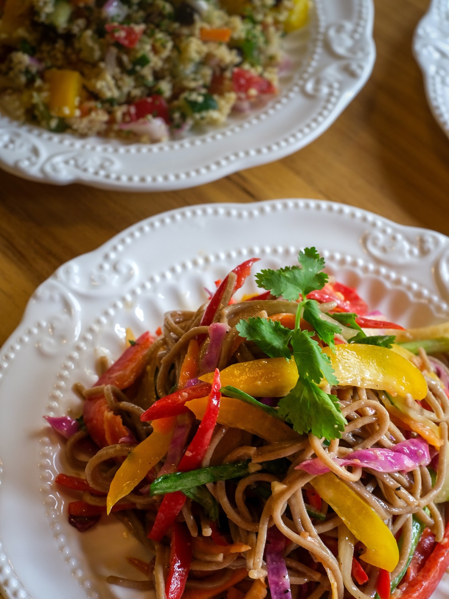 One of our most loved wedding salads.
Fresh, vibrant, and full of flavour, this soba noodle creation adds the perfect pop of colour to your delicious wedding spread ❤️
Beautiful food, made for beautiful Bali moments!
Stunning plates from our all time fave @thehosttable
#Balifood #weddingbali #cateringbali #foodlover #balidaily #thekitchenhousebali