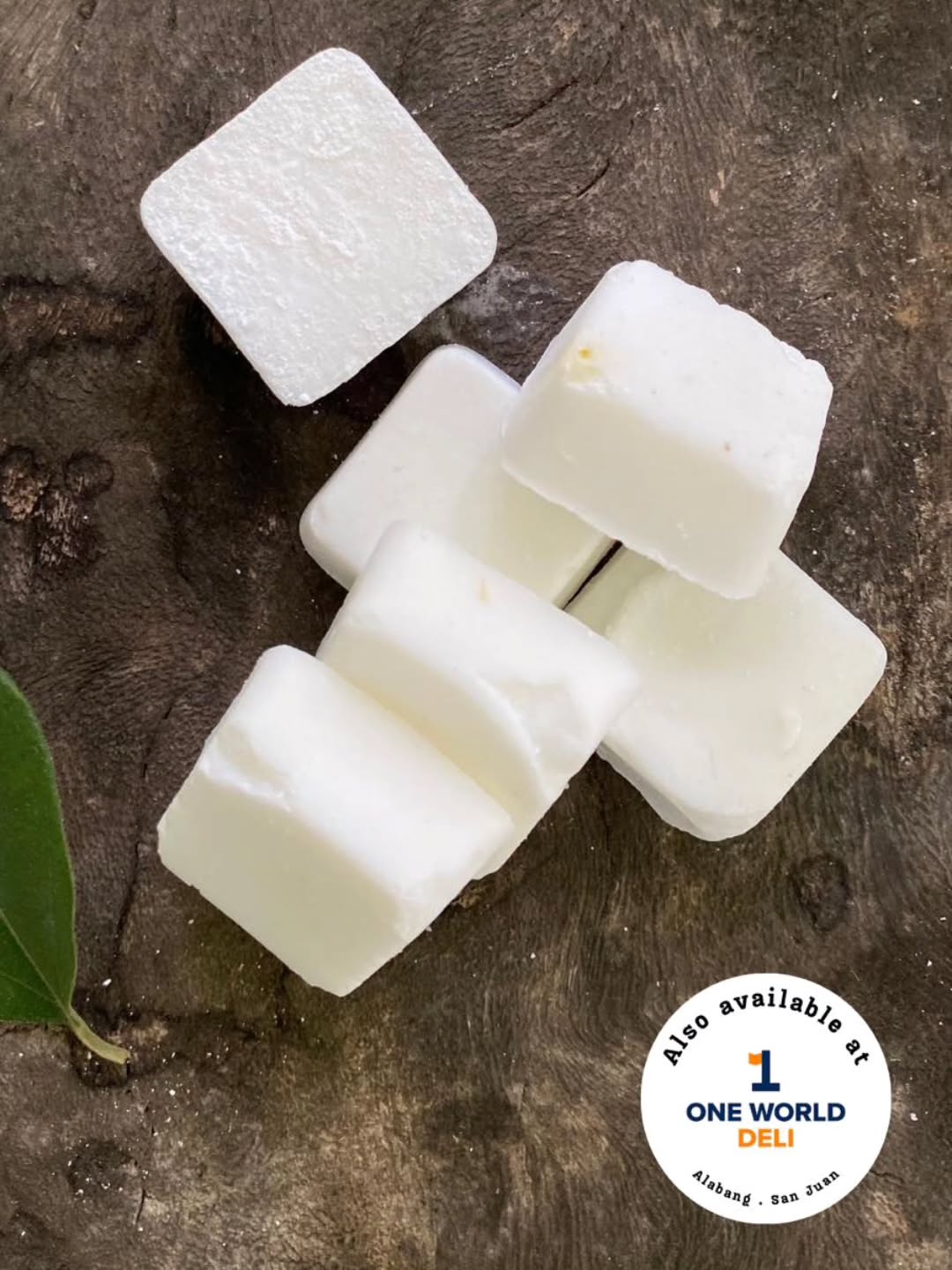 Lather up your favorite delicates with our Traveling Panty Soaps. They're made with pure VCO making it gentle on cloth AND your hands. 👐🏼 A pack of 10 cubes comes with a tin of 2 (12 cubes total) -- perfect for short and long travel. You can find them at One World Deli branches in Alabang, San Juan, Makati and Timog!