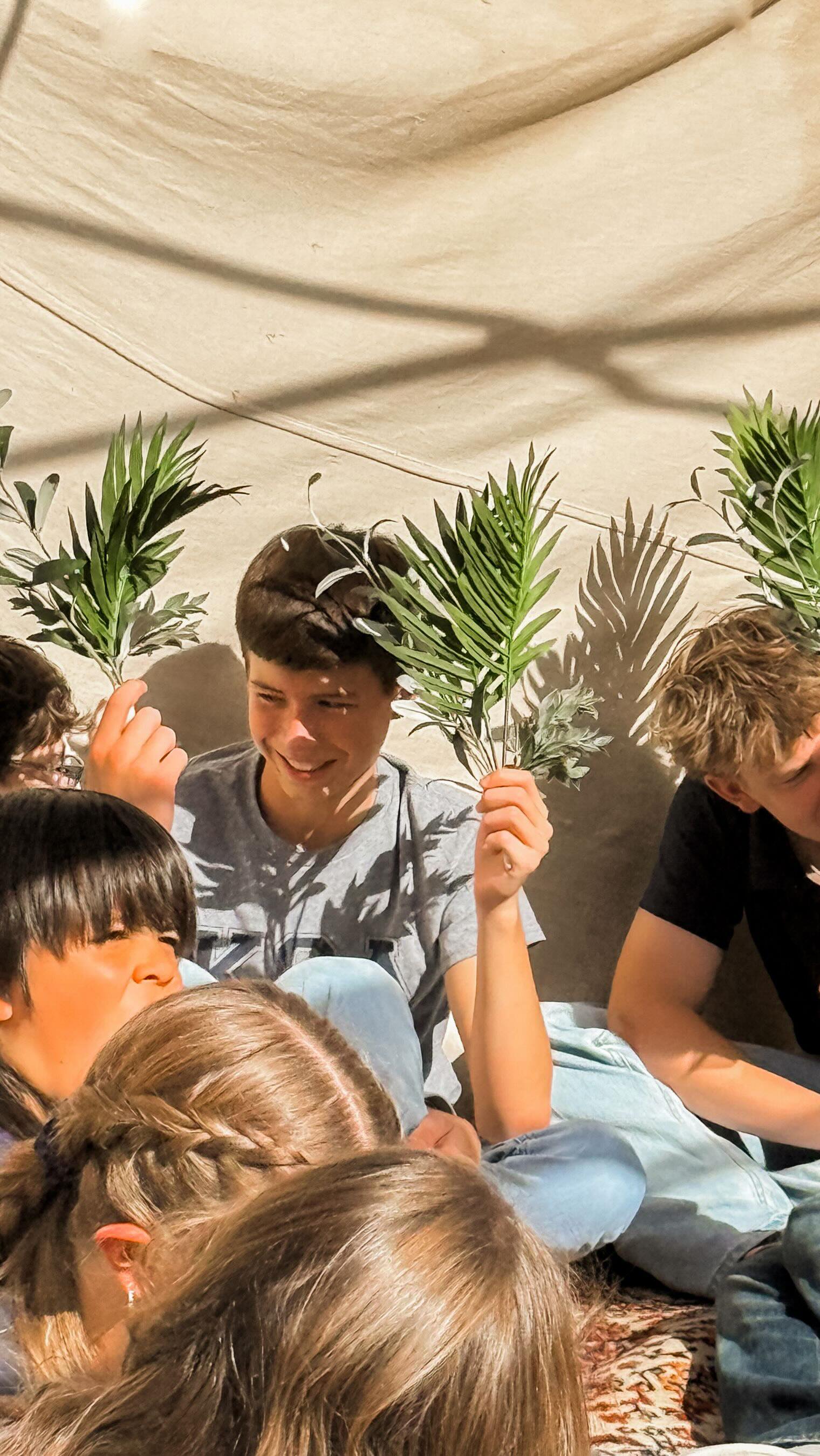 Yesterday’s history class was so special that we had to share a little preview! A glimpse into our immersive biblical feast lessons 🌿🍇 —Full post coming tonight! Have you ever heard of YOM KIPPUR?