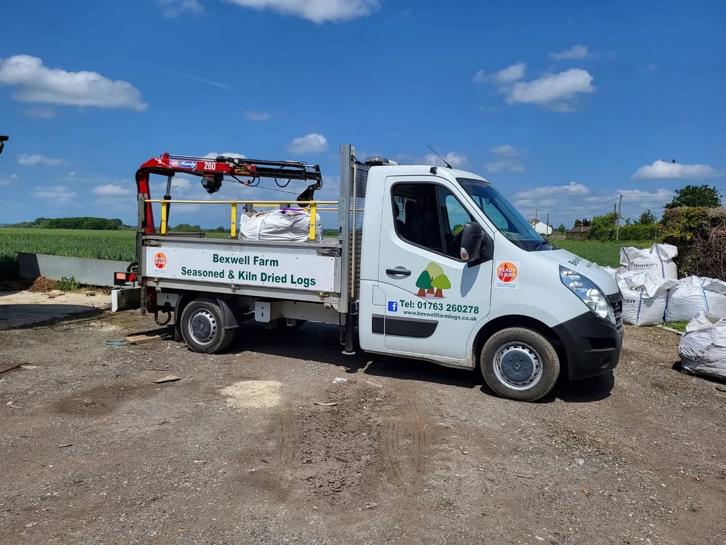 🪵 DELIVERY NOW AVAILABLE FOR BUILDERS BAGS 🪵
We are pleased to announce that we are now able to deliver builders bags of Logs within 20 miles of Shepreth.
List of prices below:
• Seasoned Builders Bag (DELIVERED): £135
• Seasoned Builders Bag (COLLECTION): £120
• Kiln Dried Builders Bag (DELIVERED): £150
• Kiln Dried Builders Bag (COLLECTION): £135
To arrange your delivery or collection please call us on 01763260278. 📞