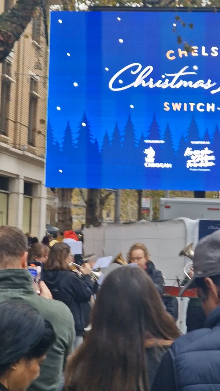 Kings Road was enchanting yesterday for the Christmas light switch-on at Duke of York Square ✨🎄
And fun festive face painting by @artycatfaces🌟🎨
#DukeOfYorkSquare #KingsRoad #ChelseaLondon #ChristmasInLondon #LightSwitchOn #FestiveSeason #LondonEvents #ChelseaChristmas #FamilyFun #FacePainting #ArtyCatFaces #LondonLife #ChristmasMagic #FestiveVibes #artycat #londonchristmas