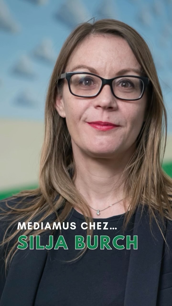 Was passiert, wenn die Vermittlung mit am Entscheidungstisch sitzt?
Im Gespräch erzählt Silja Burch über ihren Werdegang, ihren Antrieb, in der Vermittlung zu arbeiten – und darüber, warum das Museum spürbar anders wird, wenn Vermittlung auf Leitungsebene vertreten ist.
Zum Blogbeitrag «mediamus chez…Silja Burch» geht es via Link in der Bio 🔗
📷 @timo.ullmann