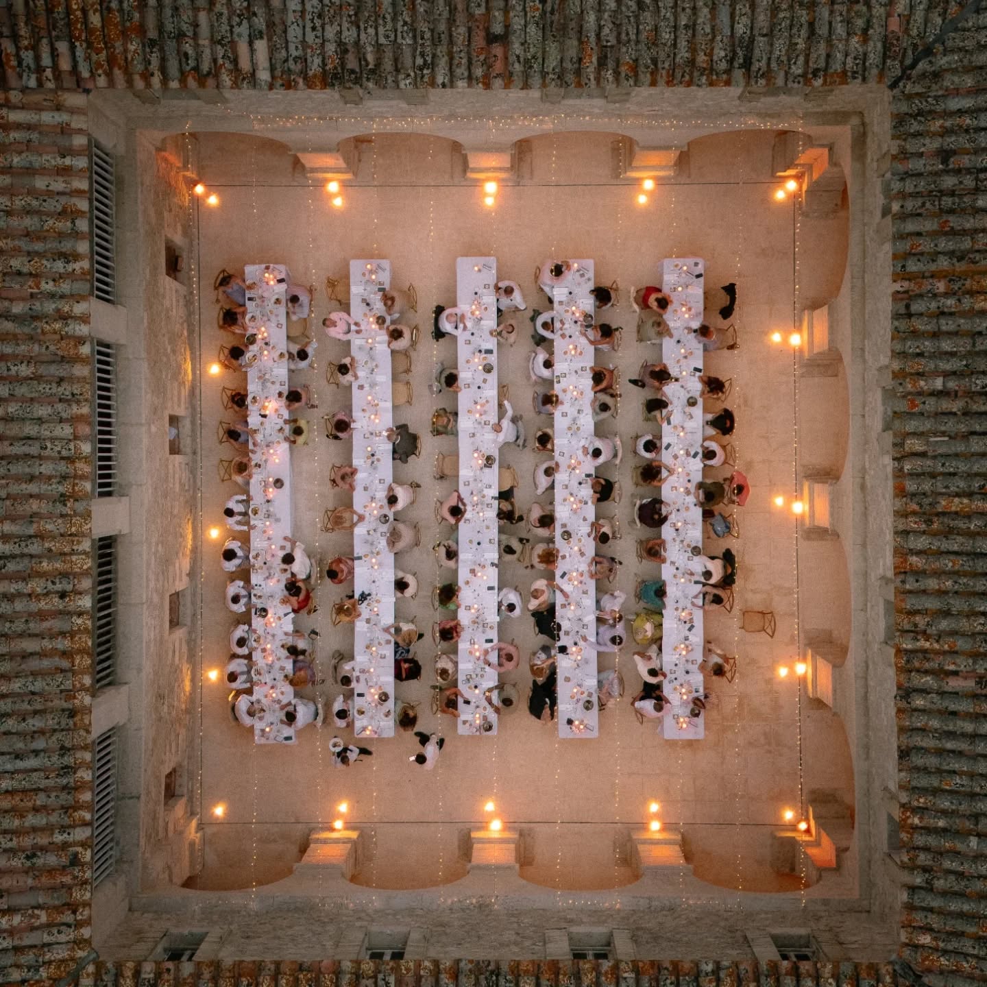 🪻 I & M 🪻
12.07.2025
Quand l'élégance moderne rencontre le charme Provençal 🪻
Un travail de coeurs, de mains et de passion 🌿
Team:
@couventnotredamedespres
@lartculinaire.fr
@lesdelices2gladys
@mahina.moments
@melaine.bois.fleuri
@marjorie.manfre
@jolibazaar
@must_animation
@voiturespassion
@mylene_ruaux
@lazuli.concept.gourmand
@alma__real
@signaturemesure
@atelier.d_olivier
@desbougiesdansmabulle
#fleuriste #flowers #flowerlovers #fleursmariage #fleuristeevenementiel #fleurs #flowerarrangement #mariage #mariageenprovence #weddingbouquet #weddingprovence #weddingsouthoffrance #wedding #weddingflowers