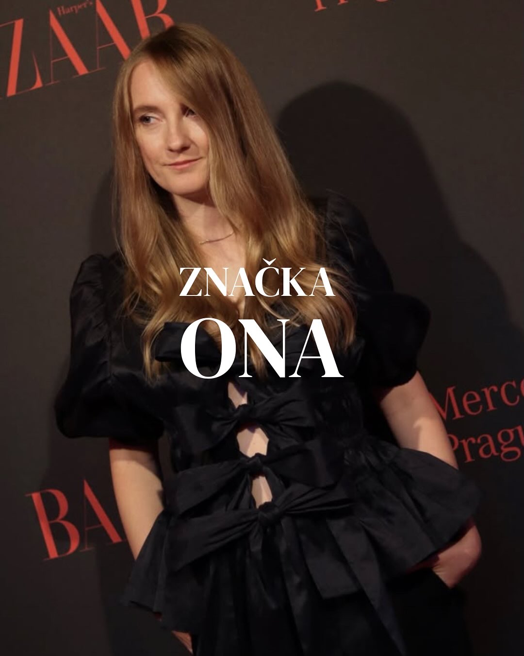 Nový článek na blogu Divinité v rubrice ZNAČKA: ONA 🖤 nyní s Martinou Scheiner!
Martina je tvůrkyní Marblogu – osobního deníku, který proměnila v digitální runway. Co začalo jako cestovatelské zápisky postupně vytvořilo silnou značku, která dnes propojuje módu, cestování, péči o tělo i mysl a marketingový důvtip. Jako zakladatelka platforem Socialboa, která zjednodušuje influencer marketing, a agentury Marion Marketing, vede své projekty s grácií, přirozeností a vizuálním citem. 🖤
#divinite #znackaona #martinascheiner