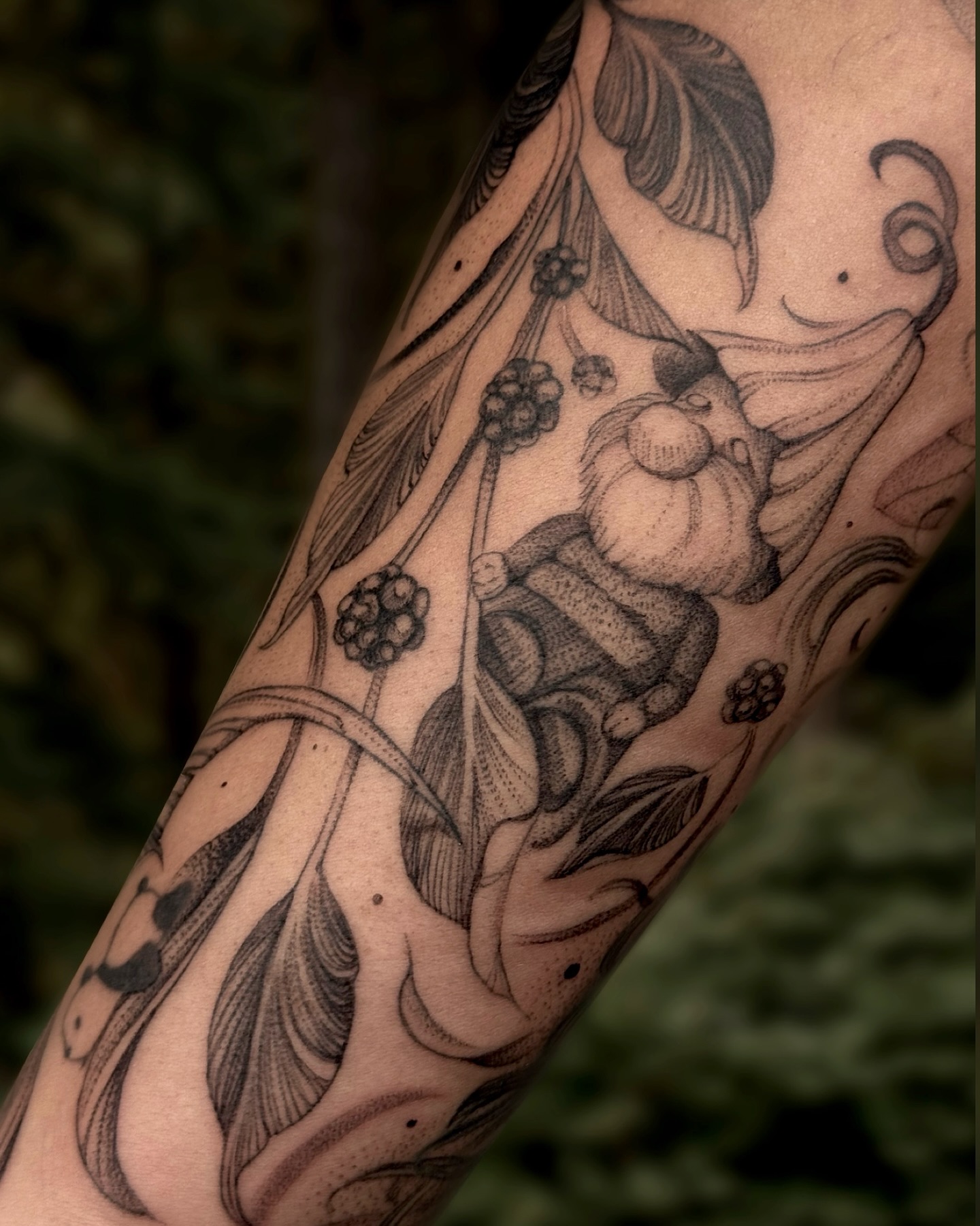 โข ๐๐๐๐๐๐ ๐๐๐๐๐ โข
๐ฟ I'd love to tattoo you before the end of the year! Fill up the form (via link in bio) for all enquiries and hope to see you soon :)
๐ Part of a super fun sleeve done for my lovely client Karol. I couldn't believe when she suggested a gnome to be part of it and might be my favourite one! Would you like to see the rest of her sleeve? Let me know in the comments!
๐ ๐๐ฉ๐ข๐ฏ๐ฌ ๐บ๐ฐ๐ถ ๐ง๐ฐ๐ณ ๐ด๐ถ๐ฑ๐ฑ๐ฐ๐ณ๐ต๐ช๐ฏ๐จ ๐ฎ๐ฆ & ๐ฎ๐บ ๐ข๐ณ๐ต
๐ Done at my studio @sanctuarink with the best @elitetattooofficial needles
#fantasytattoo #dragontattoo #foresttattoo #mermaidtattoo #botanicaltattoo #londontattoo #tattooartist #darkfantasy #darktattoos #naturetattoo #fairytattoo #uktattooartist #botanicaltattoos #darktattoos #gnometattoo