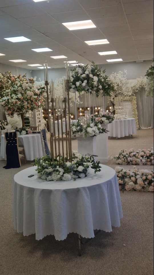 A day in the life of Ben. Will it be a new series? I don't know, that's up to you. Want to see more behind the scenes drop us a like and comment and I'll give the people what they want.
#weddingfun #weddingshowroom #weddingstyling #northeastbusiness
Or come see everything in person at
Crown house, 4 Western Approach, South Shields NE33 5QU
16th November 12pm to 2pm
Free wedding fayre tickets available at
https://www.skiddle.com/e/41497498