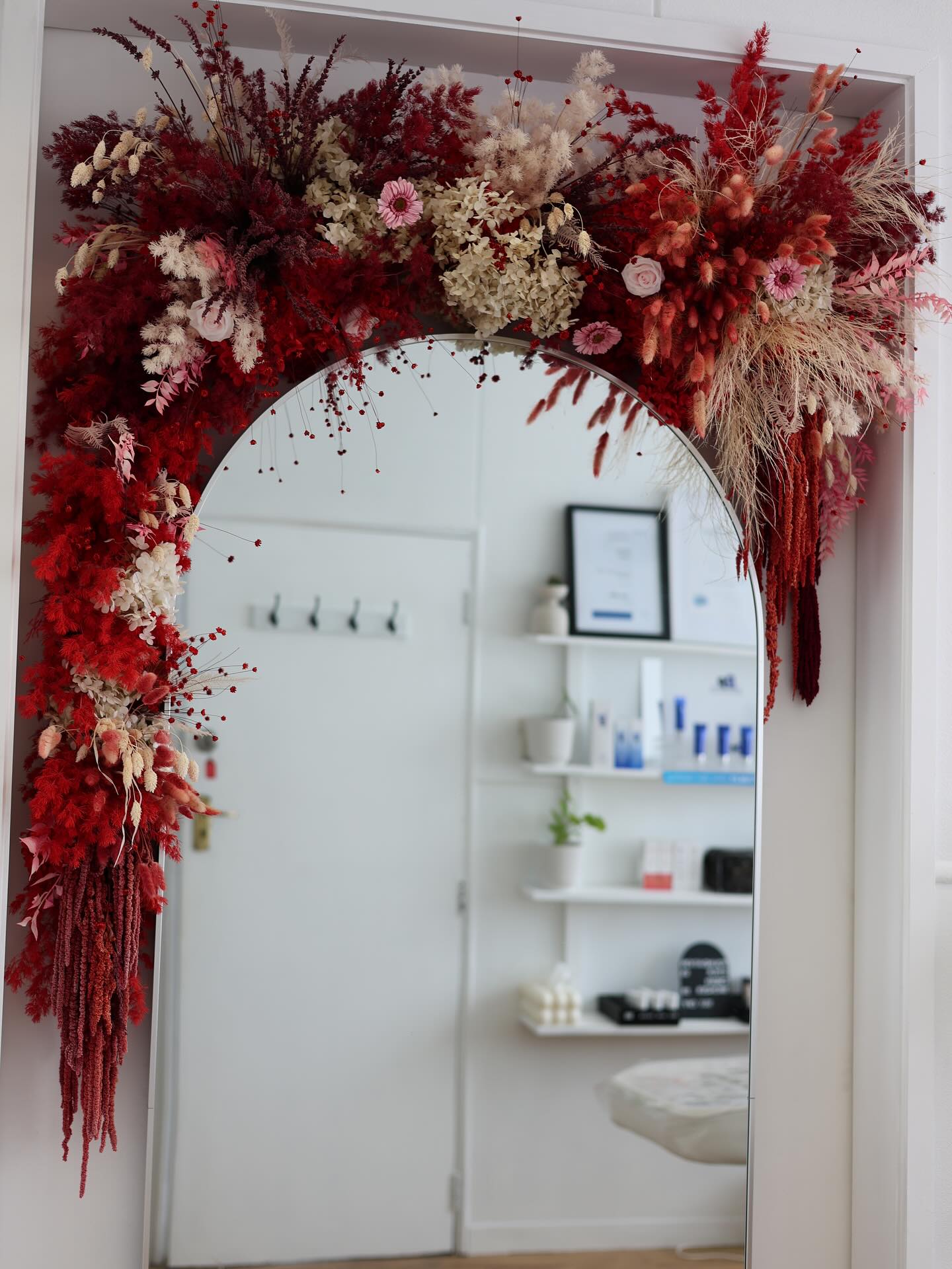 The studio ✨
It’s a very busy time of the year! Absolutely loving seeing everyone ✨
New enquiries - thankyou so much for getting in touch, It may just take a little longer during the silly season to reply but I will get back to you ❤️