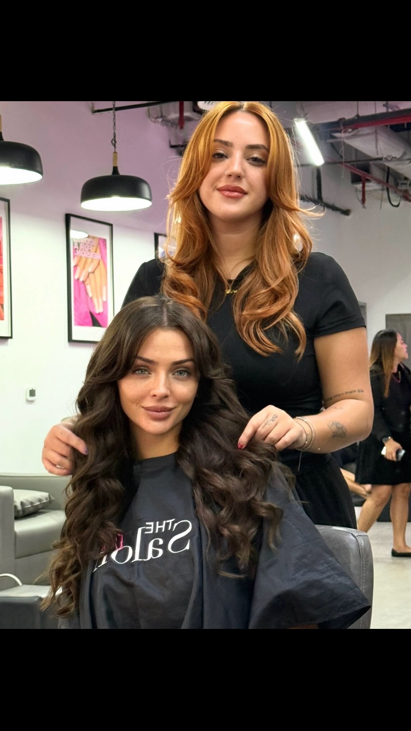 ✨Getting ready is the best part ✨
Kady’s glow-up routine: a fresh blow dry @sophdoeshairdubai from 150 AED and the perfect gel mani pedi for 189 AED — because no beach club weekend starts without the essentials. 🌴💖
Sleek hair, glossy nails, and vibes only.
Dubai girls don’t just get ready… we arrive. ✨💅💁♀️
Prices subject to 5% VAT
#TheSalonDubai #DubaiGirls #WeekendReady #BeachClubPrep #BlowDryDubai #GelManiPedi #DubaiBeauty