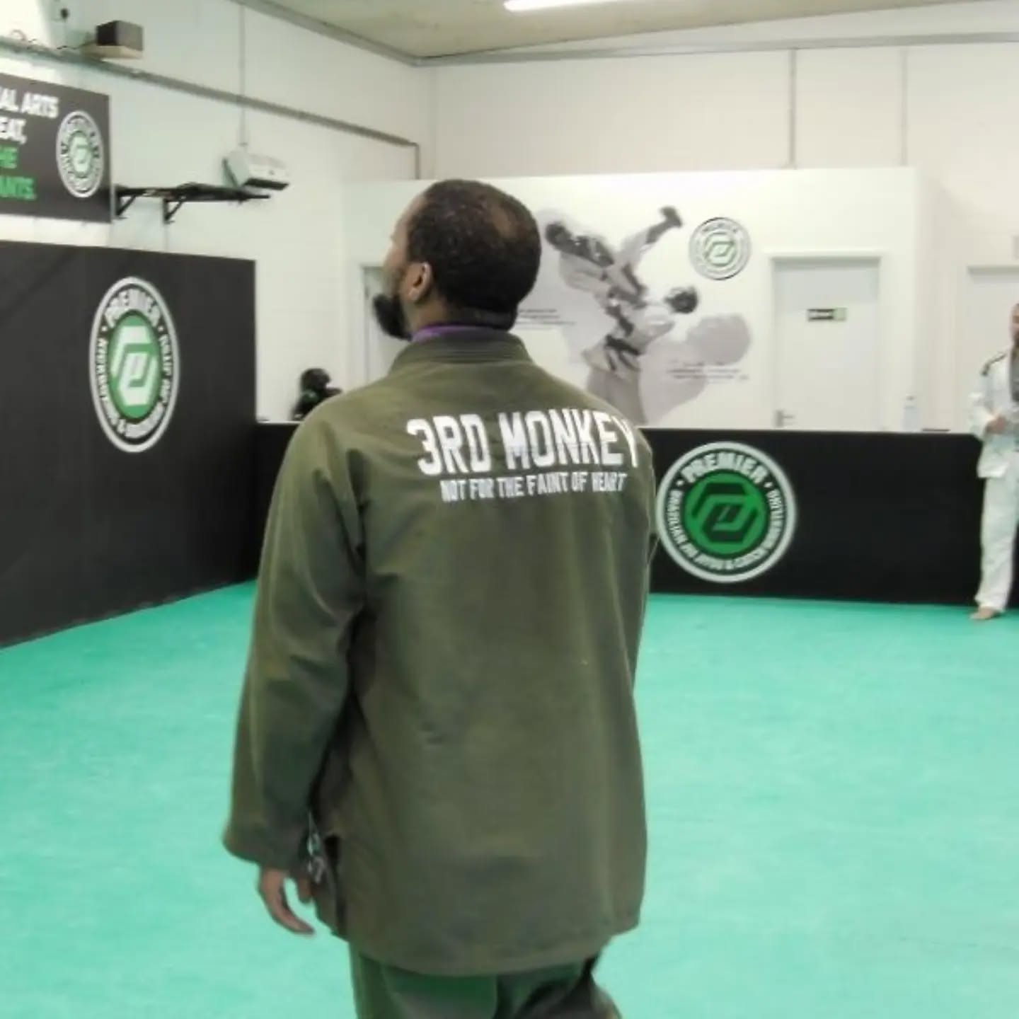 3rd Monkey kimonos
BJJ looking good
#BJJ
#kimonos
#3rdmonkeyattitude #3rdmonkey ##3mky