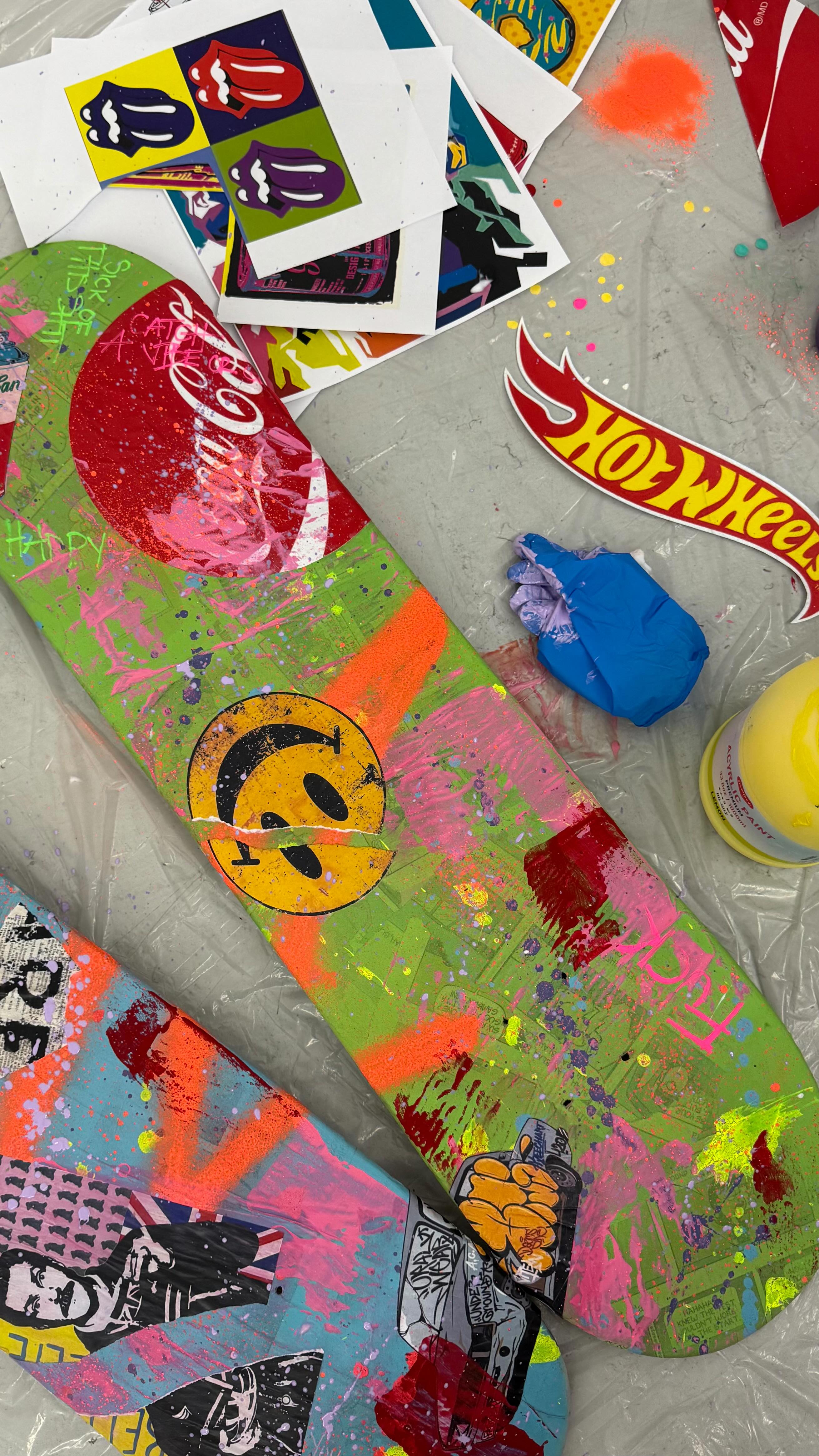 Custom decks for an anniversary gift, say lesssss. Felt good to let loose and create from the heart on this one. No limits, just pure art flow. 🎨✨
#ItsLunaVisuals #DesertCreatives #CustomDecks #SkateArt #AnniversaryGift #ArtThatMoves #PalmSpringsArtist #CoachellaValleyArt #SupportLocalArtists #CreativeFlow