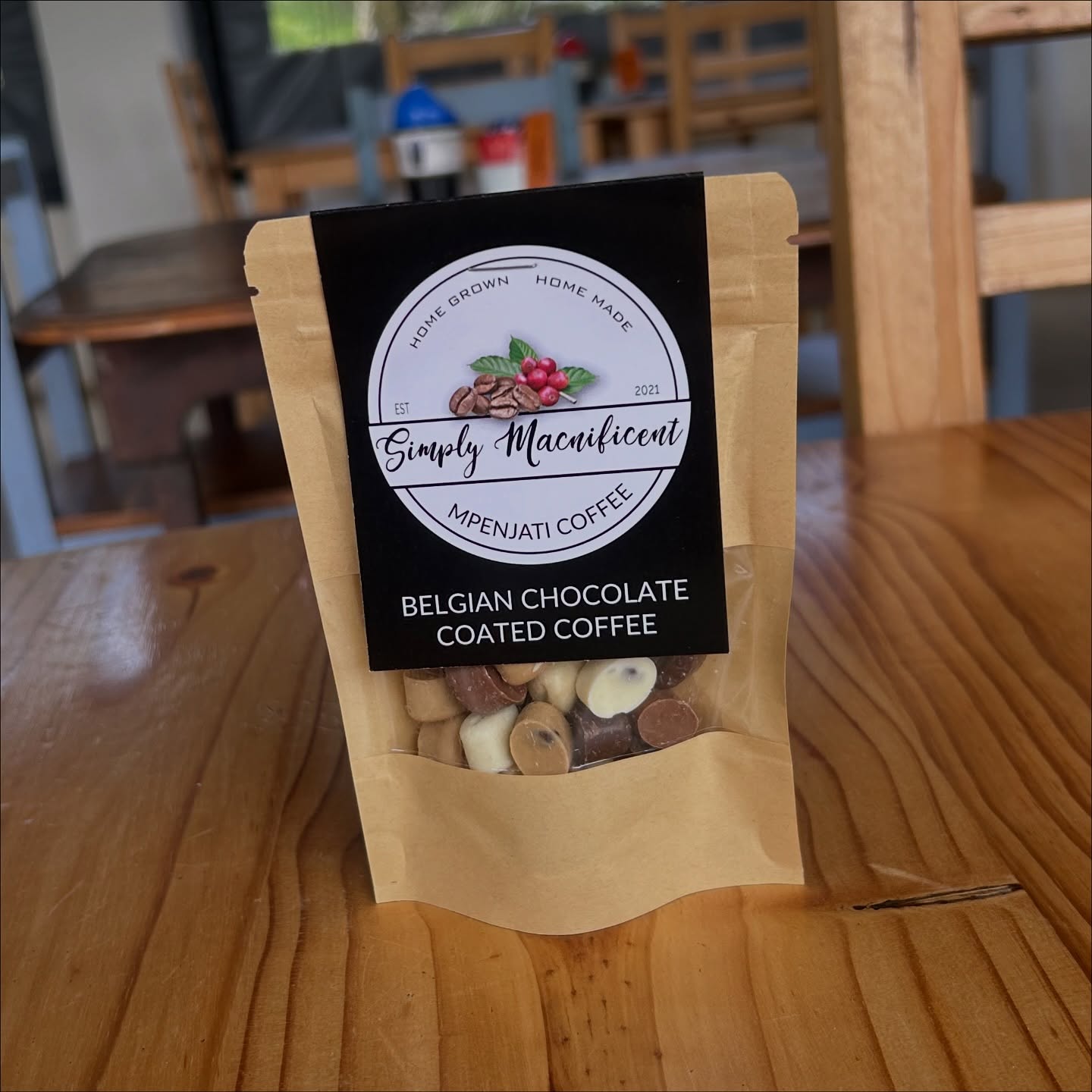 Friends… our Belgian chocolate coated coffee is calling your name. Homemade, handmade, and filled with all the goodness 🍫🫘
#homemade #handmade #chocolate #coffee #goodness #coffee #explore #explorepage #instagood