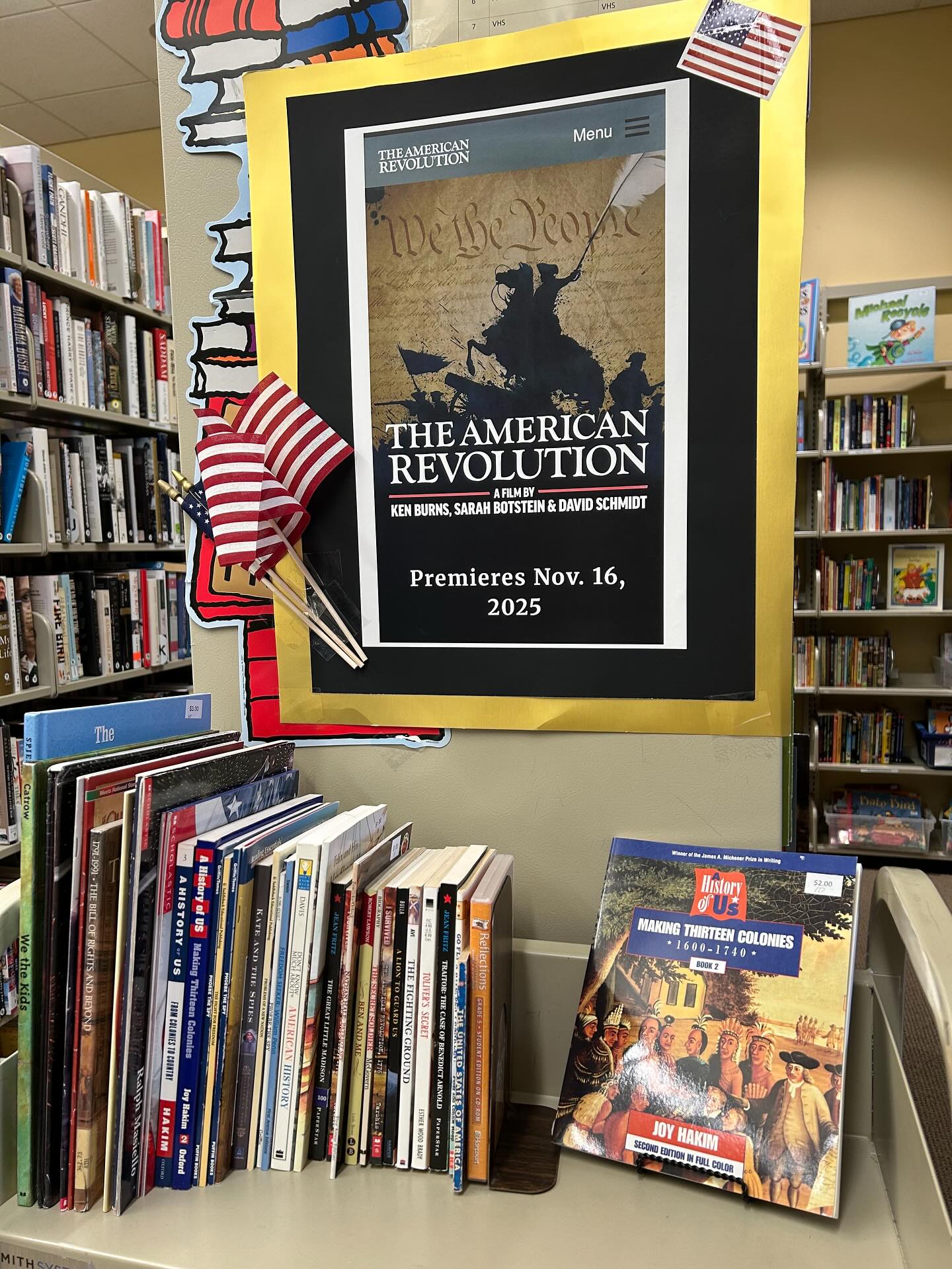 In honor of the debut (Nov 16) of the documentary on the American Revolution, we have a display of books in the Children's Corner. This is a teaching moment for our children to learn about the event that led to the founding of our nation. Enjoy!
#friendsofthecamarillolibrary #friendsbookstore #books #read #nonprofit #gentlyusedbooks #camarillo #volunteers #reading #donate #venturacounty #americanrevolution