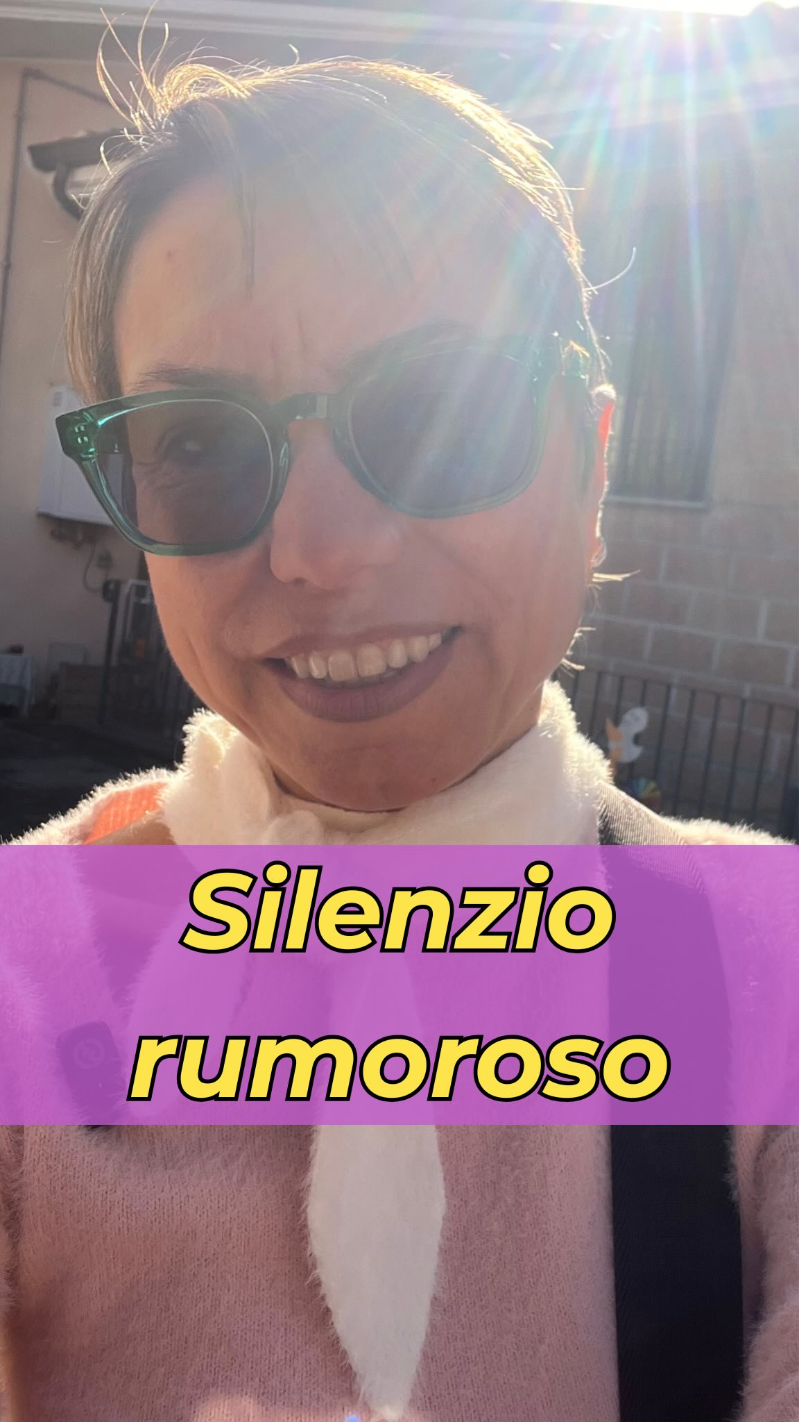 Non devi rispondere subito.
A volte la scelta più saggia è fermarti, respirare e lasciare che il cielo ti riporti al presente. ☁️✨
La calma non si trova correndo… ma tornando a te.
💛 Nel link in bio trovi i miei percorsi di yoga per coltivare più equilibrio e meno reattività, un respiro alla volta.
#pausaconsapevole #respiroconsapevole #yogaitalia #mindfulnessitalia #benessereolistico #yogalifestyle #calmainterna