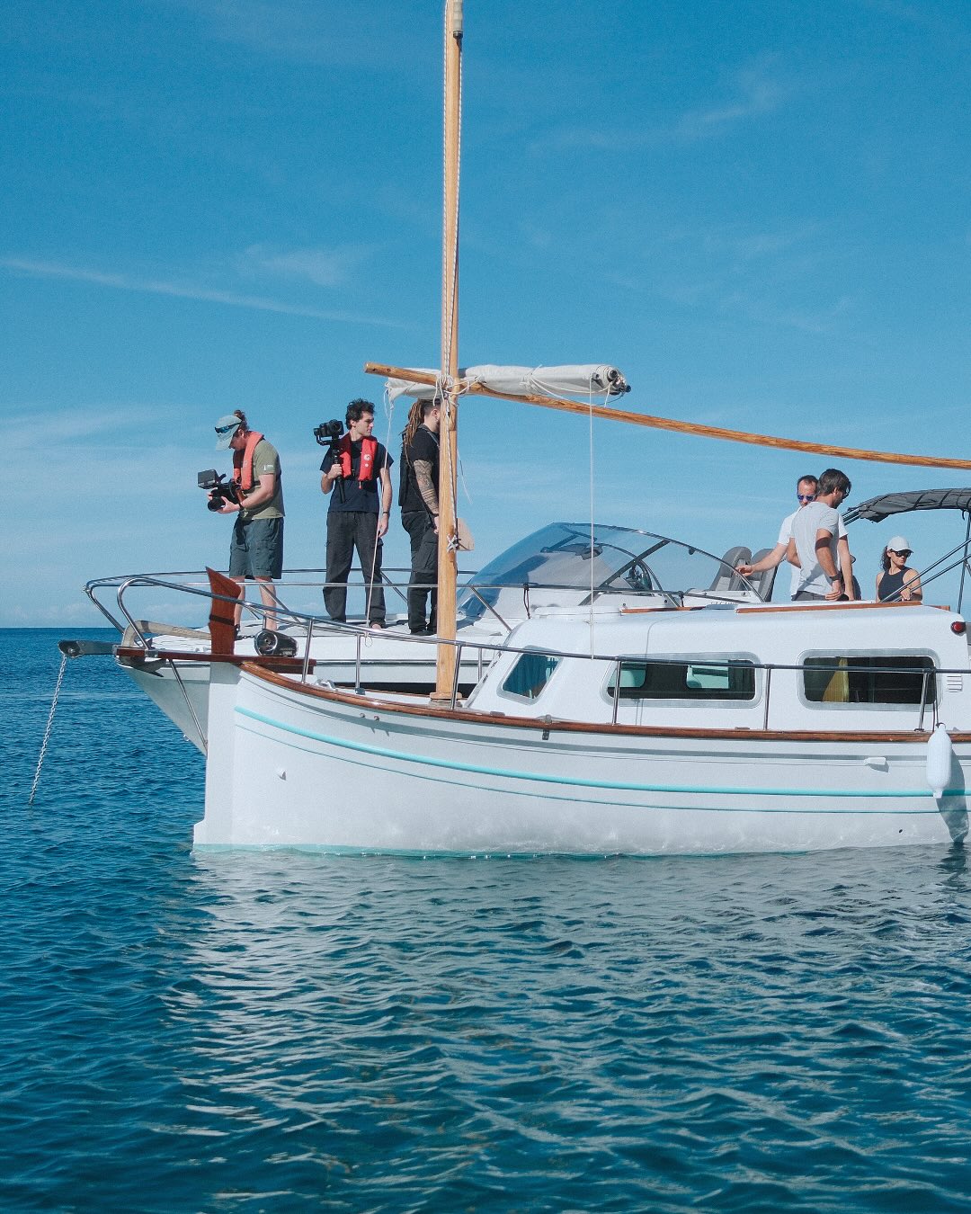 Des de la Xarxa Sa Dragonera Blava continuam treballant la campanya de difusió sobre la regulació de la velocitat de les embarcacions perquè sabem com d’important és protegir aquest racó únic que estimam tant 🌊
Gràcies a totes les persones que esteu implicades en el procés. Sense vosaltres, això no seria possible 🫶
El 2026 pinta interessant... i vos asseguram que vendrà carregat de novetats i passos endavant per fer de la mar un espai més segur i respectuós amb la vida al mar.
———
Desde la Xarxa Dragonera Blava continuamos trabajando en la campaña de difusión sobre la regulación de la velocidad de las embarcaciones, porque sabemos lo importante que es proteger este rincón único que amamos tanto 🌊
Gracias a todas las personas que están implicadas en el proceso. Sin vosotras, esto no sería posible 🫶
En 2026 pinta interesante... y os aseguramos que venderá cargado de novedades y pasos adelante para hacer del mar un espacio más seguro y respetuoso con la vida marina.
#XarxaDragoneraBlava #SaDragoneraBlava #PocaPoc #Comunitat #CuidamLaMar #saDragonera #IllesdelPonentdeMallorca