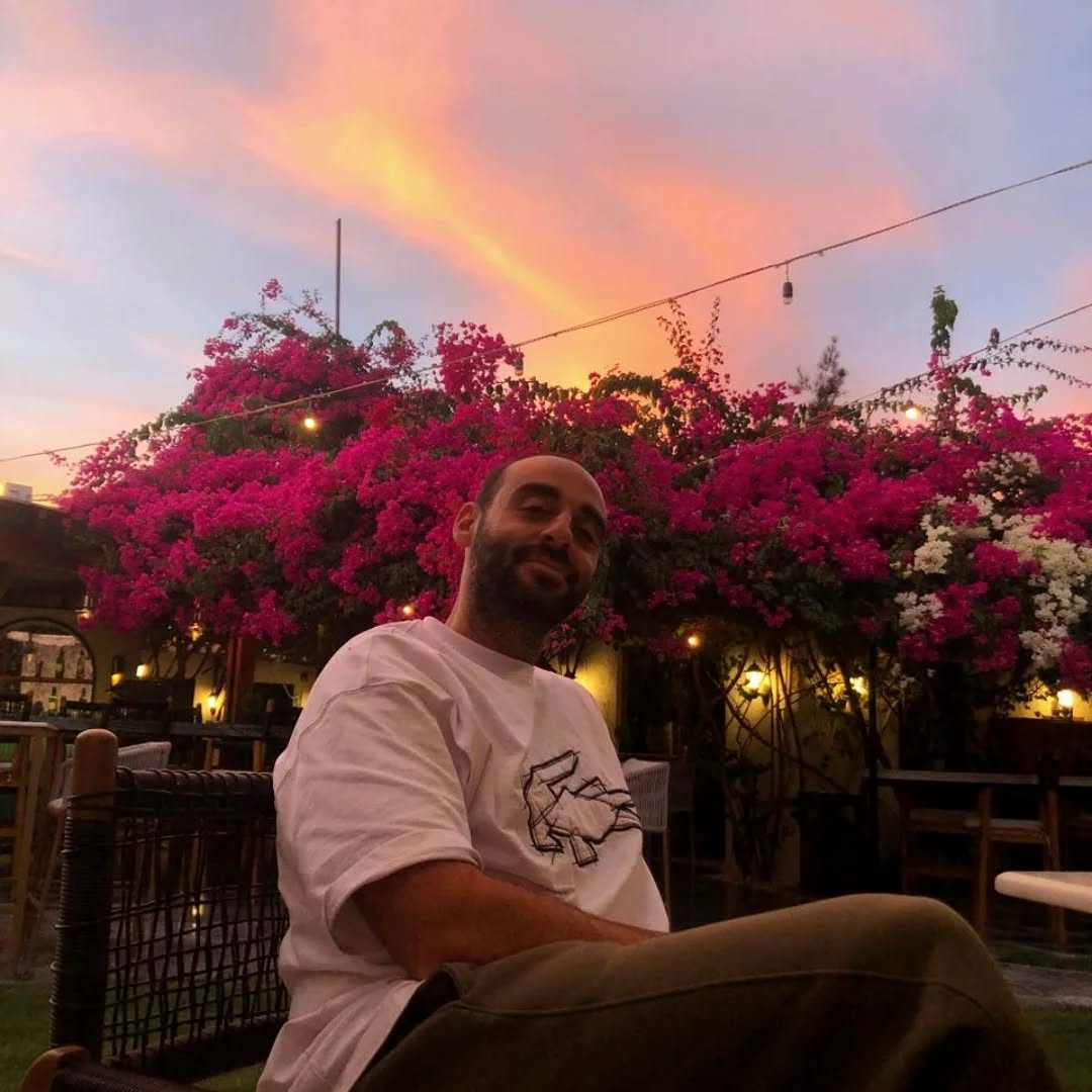 Enjoying the last bits of sweet November šŖ
If you've missed my latest Spotify playlist and all the gems included in it, feel free to check my Linktree for the magic link! Or just leave a comment with the word "spoon" and I'll send it right away š