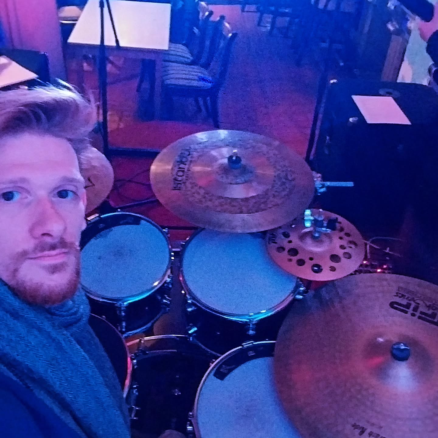 Another catch up post, this was Saturday last week @qsbhcol ! This is definetly one of my favourite places to perform!
@dangoldstoneguitar
@peralalalala
@razbanduk
#favourite #giggingmusician #gigs #music #musician #drums #drumkit #drumming #essexmusician #essexmusic #essexlivemusic #livemusic