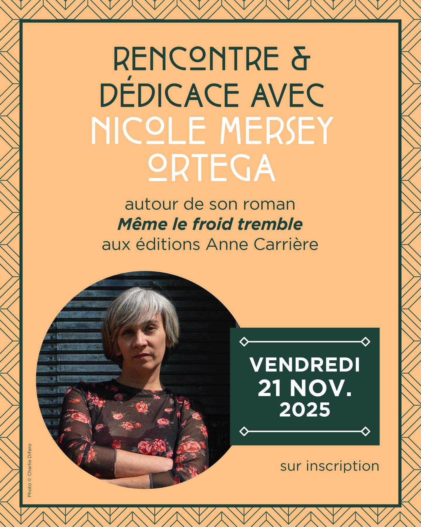 Nous avons l'honneur d'accueillir lors de sa tournée française, @nicole_m_ortega.1, une des révélations premier roman de cette rentrée littéraire 2025, encensée par la presse et les libraires, publiée chez @editions.anne.carriere .
Vous pourrez partager un moment chaleureux avec cette autrice franco-chilienne qui nous offre un roman à la fois coup de poing et poétique. Une écriture qui pulse, pleine de vie, un roman qui vous collera à la peau.
Alors, venez nombreux.ses pour cette soirée exceptionnelle.
Lien inscription : dfza.fr/A8s9
A propos du livre :
Dans un pays qui n'aime pas les femmes, trois jeunes filles prennent la route pour se rendre à la fête de la Vierge noire, 1 600 kilomètres au nord de la favela où elles ont grandi. Entre Santiago du Chili et le village d'Iquique, elles vont croiser des policiers véreux, les fantômes des victimes de Pinochet, des routiers menaçants, une Dame blanche, des prostituées sorcières, des voyous généreux, un serial killer, des pères en deuil et des mères qui ne pardonneront jamais.
Même le froid tremble est un road trip brutal et poétique. Un vent de révolte punk souffle sur cette odyssée tour à tour féroce et tendre. Il s'agit du premier roman de Nicole M. Ortega, fille du Chili, romancière française.
