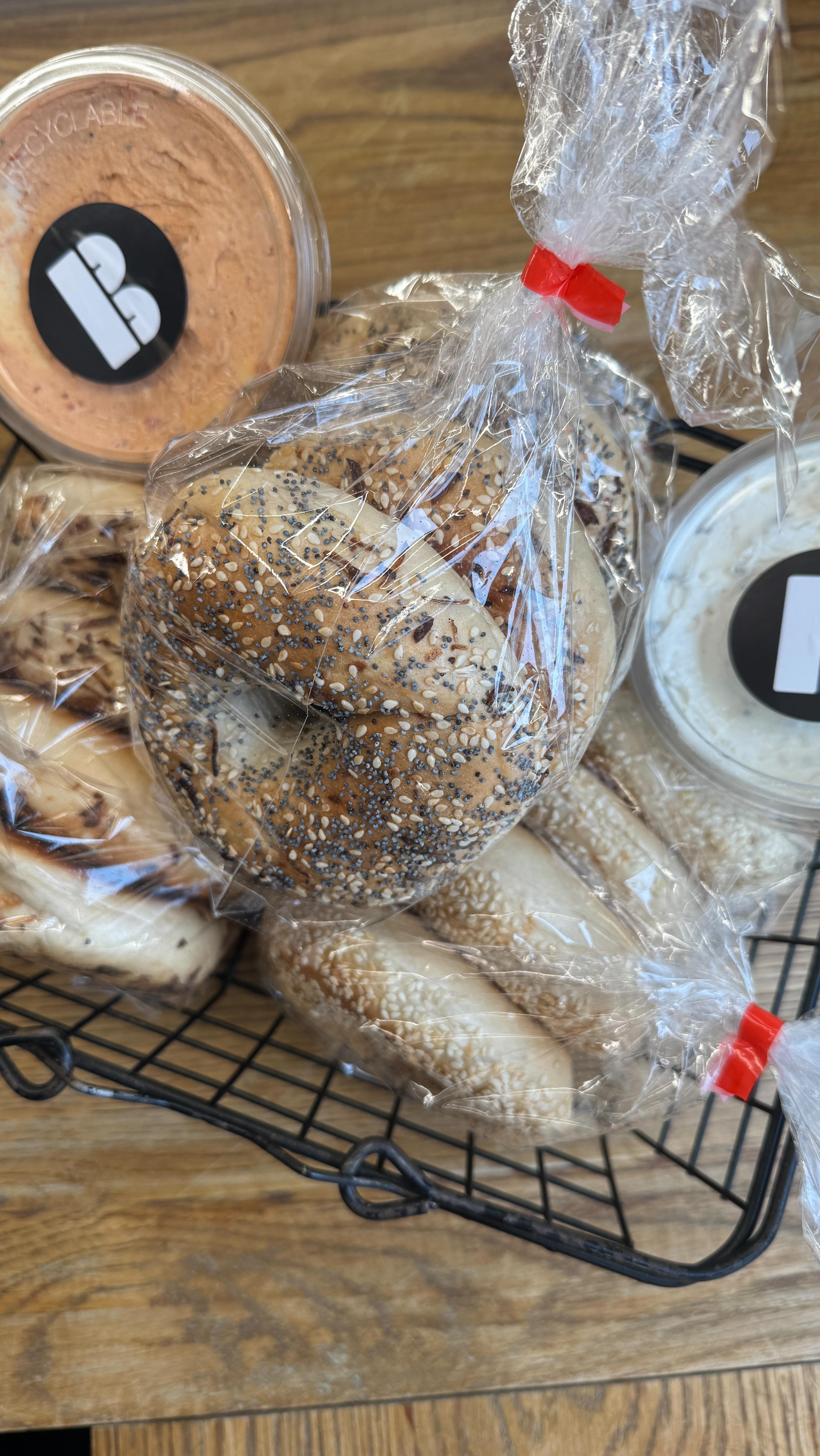 If the best bagels in London is what you’re looking for, then look no further than B Bagel🥯
#bagelshop #londonbagels #bestbagellondon #bagelshoplondon #foodinlondon