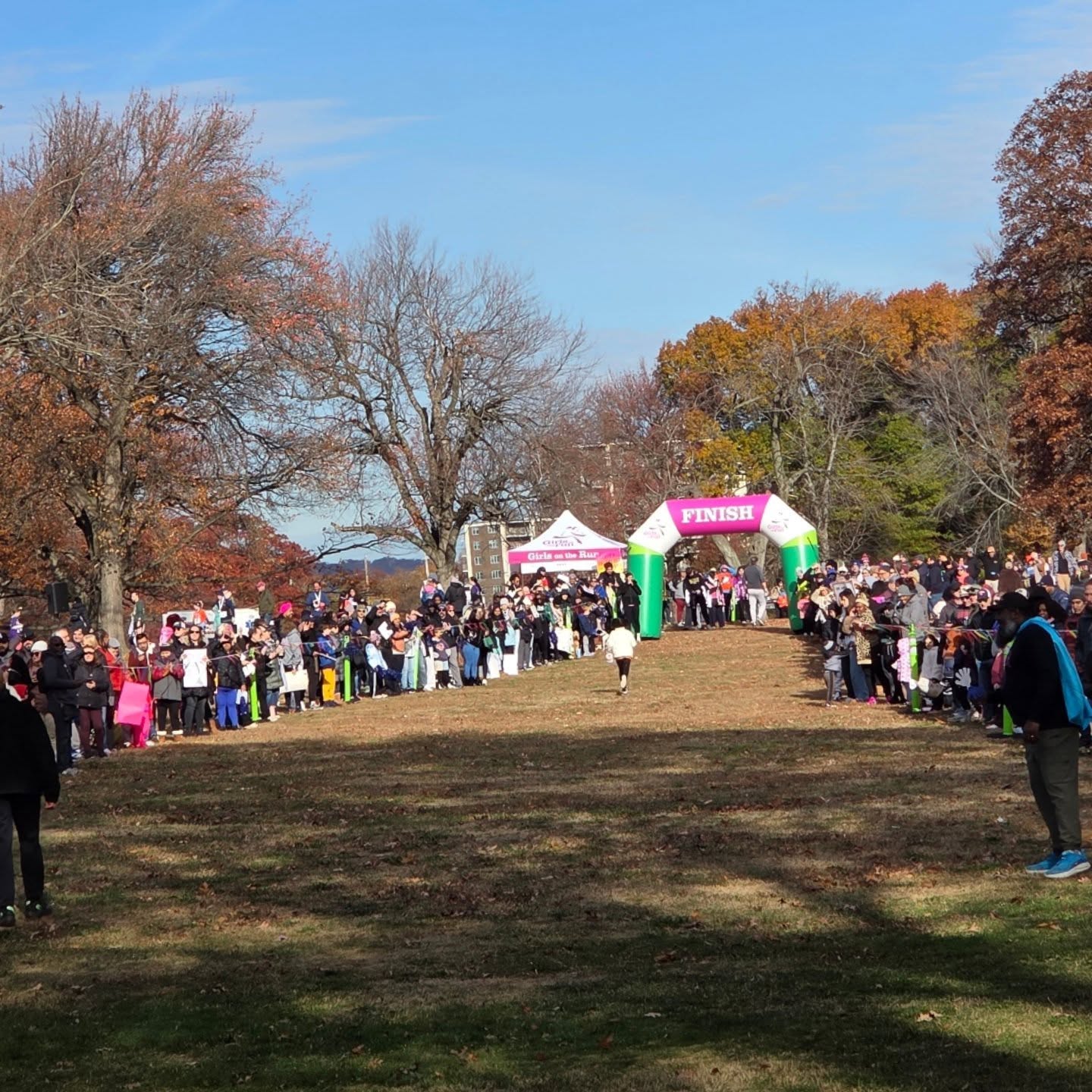 This @gotr_nj finish line never ceases to inspire.
The look of accomplishment and pride on the face of every girl who crosses that finish line, THAT is what it’s all about.
This is running and accomplishment untarnished by time or placing. It’s simply about giving these girls the opportunity to discover just how much they are capable of, and it is truly an amazing experience to witness.
A huge thank you to all the #TEAMP3 athletes who stepped up and volunteered, donated, cheered, and supported this weekend’s events! You all help make moments like these possible. 🩷💜
#TEAMP3
#P3Fitness
