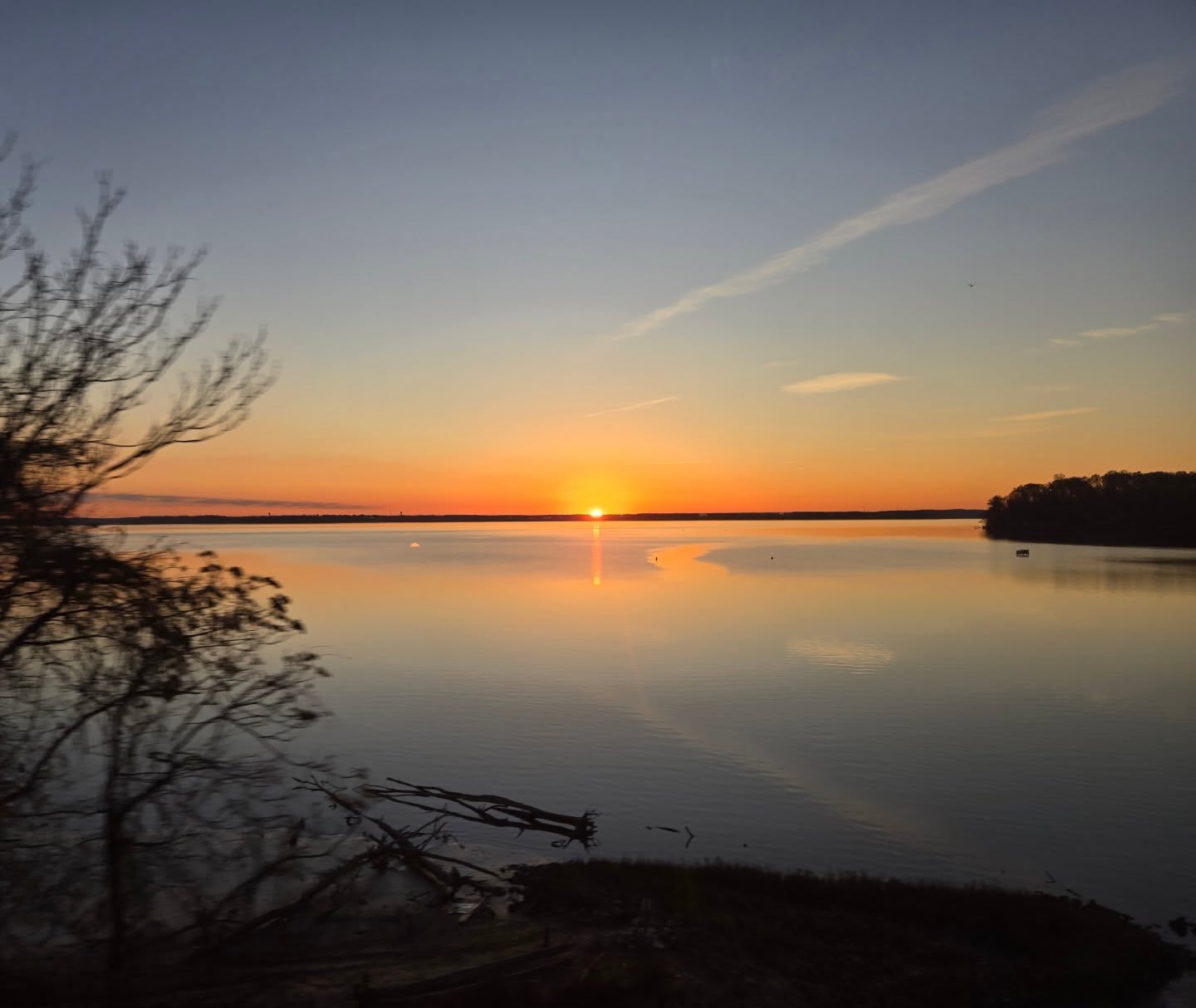 #sunrise #whileonthetrain #amanecer #nature #potomacriver
