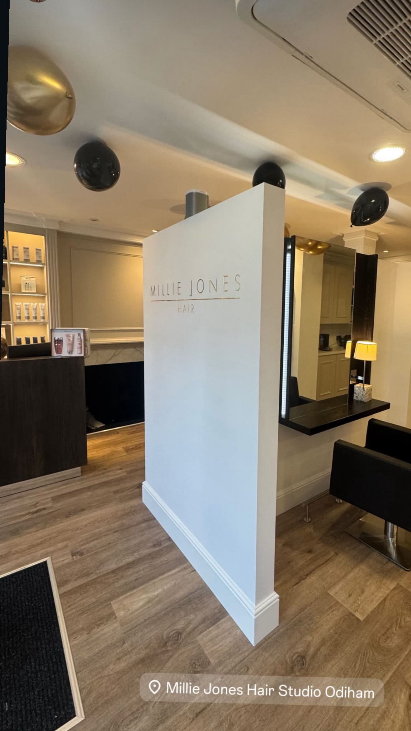 ✨ A new chapter begins in Odiham… ✨
Opening this salon has been such an incredible journey—full of hard work, growth, and so much love.
Tanya is beyond excited to start this next chapter and bring a few familiar, friendly faces along with her.
Here’s to fresh beginnings, beautiful transformations, and a space built with passion.
Odiham… we can’t wait to welcome you. 🤍✂️
#SalonOpening #NewSalon #OdihamSalon #HairSalonUK #SalonJourney #NewBeginnings #Odiham #HairCommunity #SalonLife #GrandOpening #SupportSmallBusiness #BeautyInOdiham #FreshStart #FriendlyFaces #HairTransformation #Hair #new