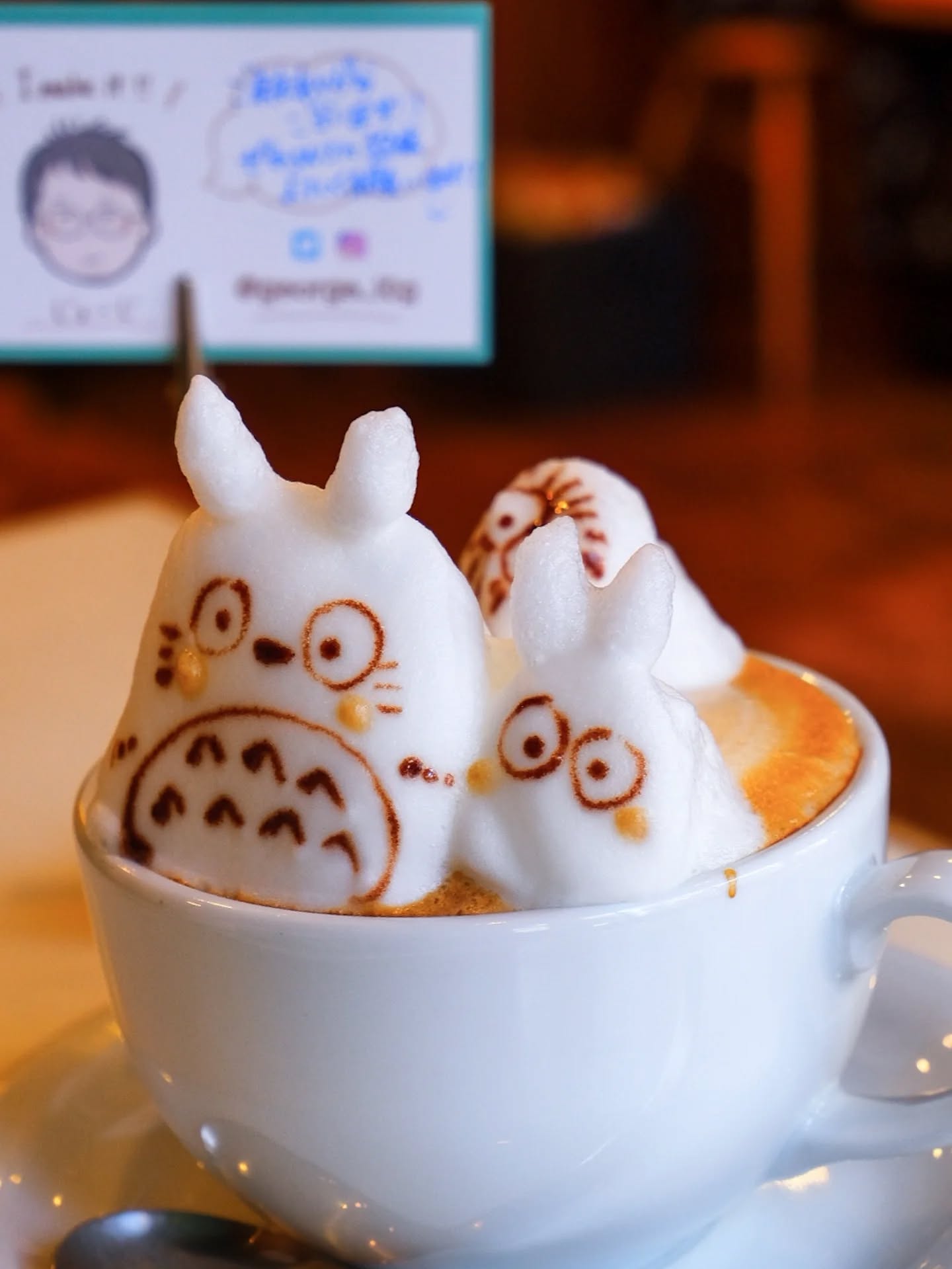 Superstitions japonaises
Passer sous une échelle porterait malheur, dit-on en France. Chaque pays a ses superstitions, et le Japon n’échappe pas à la règle. Zoom sur quelques croyances nippones.
Mots-clés: folklore - superstitions japonaises - Japon
Hashtags: #folklore #autricefrancaise #auteurefrançaise #japon #vivreaujapon #superstition