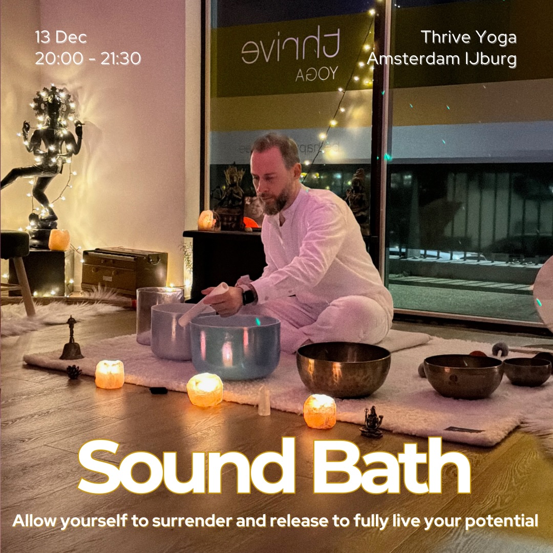 After an inspiring holiday in India I’m back at Thrive Yoga Studio IJburg for a Sound bath 🕉️
Join me this Saturday for healing vibrations from a range of carefully picked instruments 🎶
When receiving a sound bath, you are guided from Beta/Gamma brain waves (awake, active state) to Theta/Delta brain waves (relaxed, sleep state). This allows your body and mind to release the tension and emotions that are holding you back. Because our body consists of almost 75% water and is therefore an excellent conductor for sound vibrations, these sounds will guide you to what you need at that moment. You may lie down, close your eyes and receive.
Benefits of a Sound Bath💫
- Experience peace in your body
- Reduces stress, anxiety, depression, tension and pain
- Activates self-healing in the body
- Removes emotional blockages
- Deepens the connection with your intuition
- Increases awareness and mental clarity
Details:
Saturday 13 Dec 20:00-21:30
@thrive_yoga_amsterdam Thrive Yoga Studio IJburg (free parking)
Price: 20 eur (18 eur for Thrive members)
Tickets via link in bio
#MeditatieAmsterdam #CrystalBowls #Handpan #SoundJourney