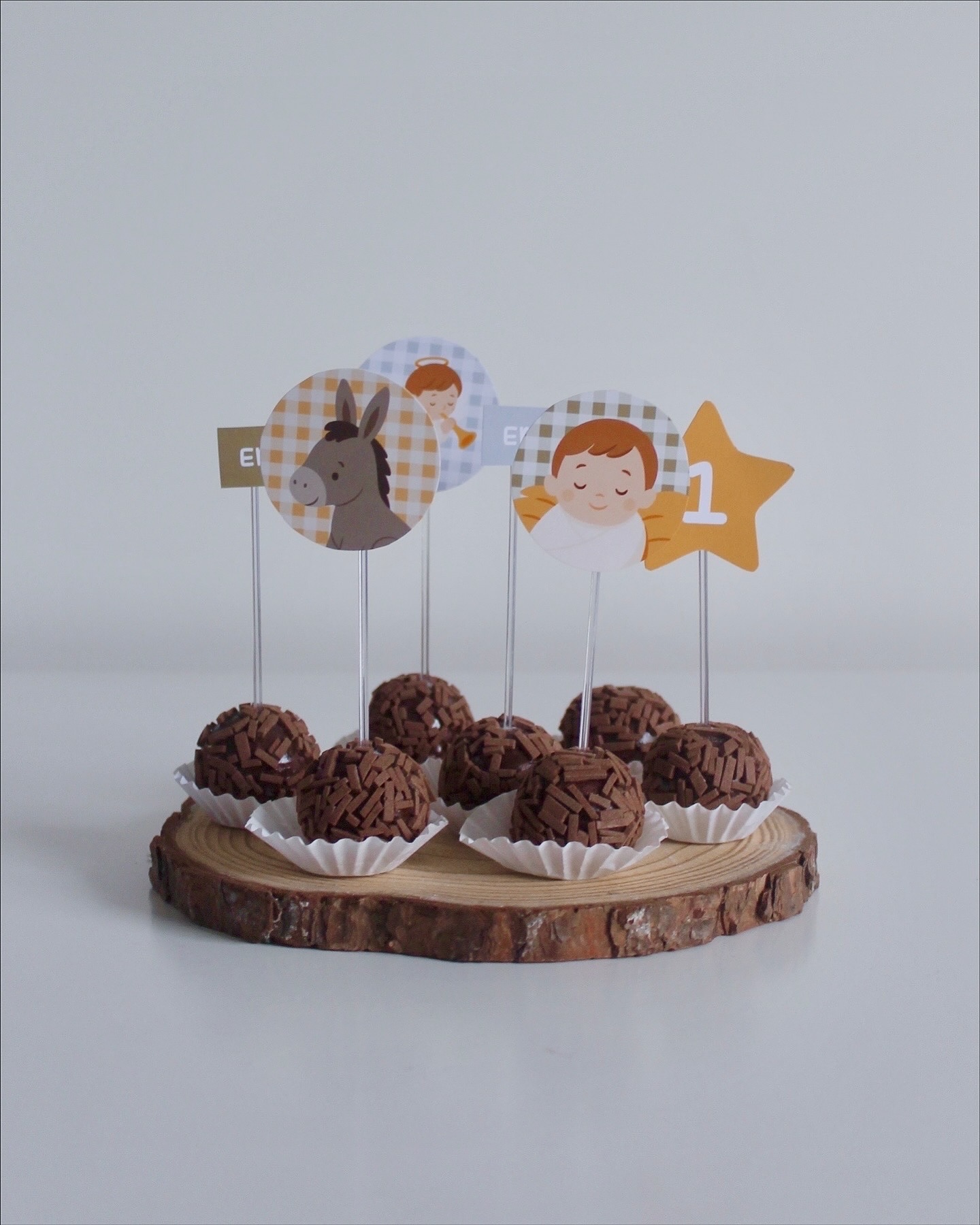 O Natal é sobre amor, paz e muita alegria! ❤️ É um momento de celebrar com fé o nascimento do Menino Jesus!
#natal #festa #aniversario #mesversario #jesus #natal