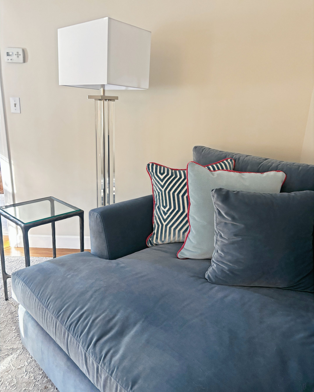 Create the sanctuary you've always wanted. At Style My Abode, we curate unique and personalized spaces for you. Let's get started on designing your dream home.
#Homedesigner #homedesigning #makehomeyourhaven #makehomematter #sylemyspace #stylemyabode #styleyourhome #interiorhomedesigner #interiorhomestyle