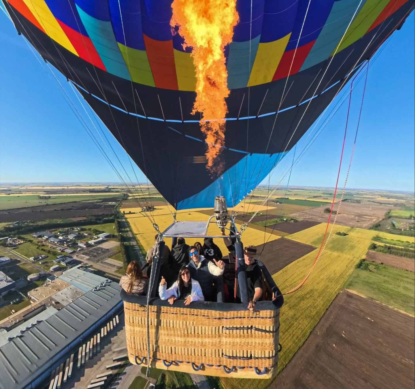 Vuelos sábado 09 de noviembre por la mañana y la tarde.