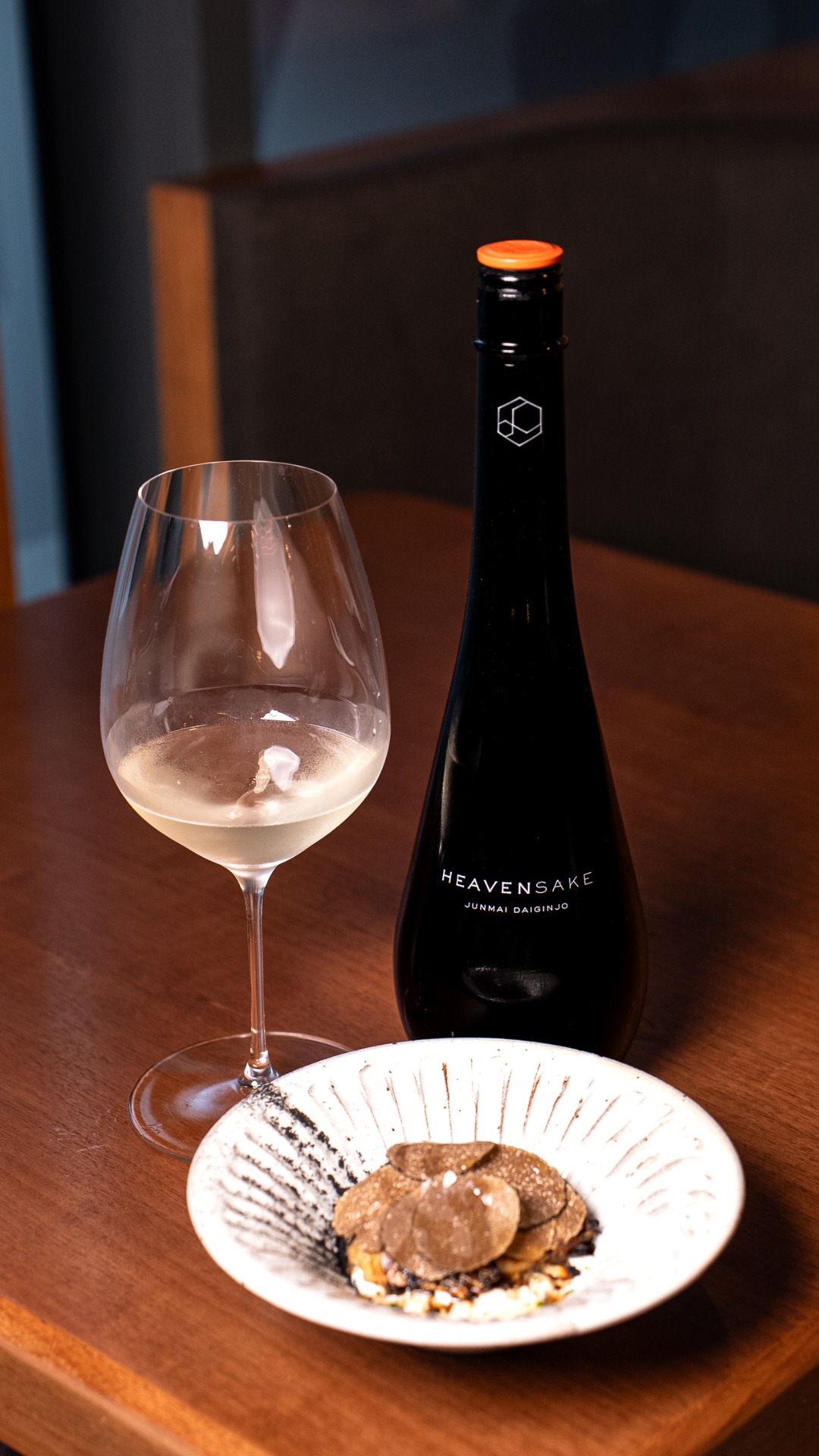 A five-course lunch crafted by our chefs, paired with a guided selection of HEAVENSAKE.
A slow, refined afternoon built around flavour, balance, and the art of pairing.
Price: AED 388 per person. Limited seats available. Book now via Link in the bio.