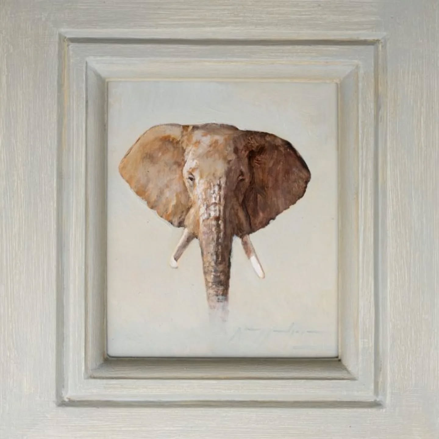 Looking for a special Christmas gift? I have some smaller oil paintings for sale. Take a peak at the website link in bio #artcollection #artcollector #oilpainting #wildlifeart