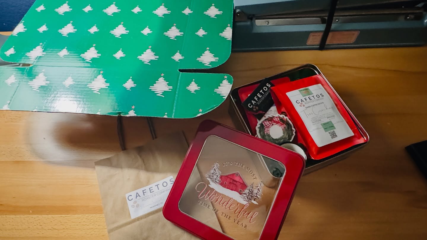 Need coffee gifts 🎁… DM or text me to customize your order 🖤 #panamaspecialtycoffee