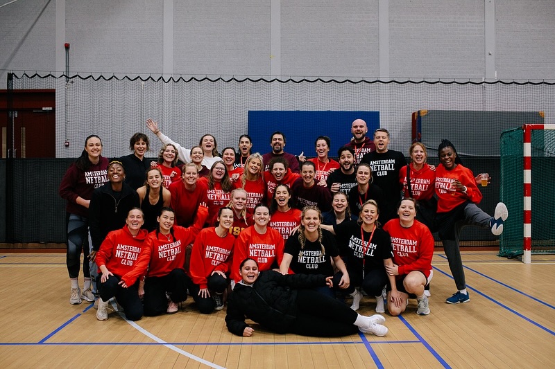 The Amsterdam Netball Tournament for 2025 was such a wonderful day! 18 teams competing from 6 countries. Lots of netball and lots of smiles 😊🥰 it wouldn’t be possible with the fabulous volunteers. Our tournament coordinators @oatez_babes and @bee_raddd are incredible ❤️ And we had so many more volunteers on the day too ❤️ we think it really is the BEST netball tournament!! 🏐🏐🏐