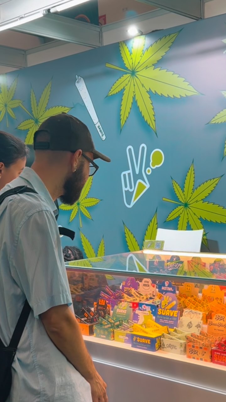 Apenas um pouco de como foi o segundo dia Expocannabis por aqui! 🌿
Bora que o terceiro dia tá só começando! ✌️✨