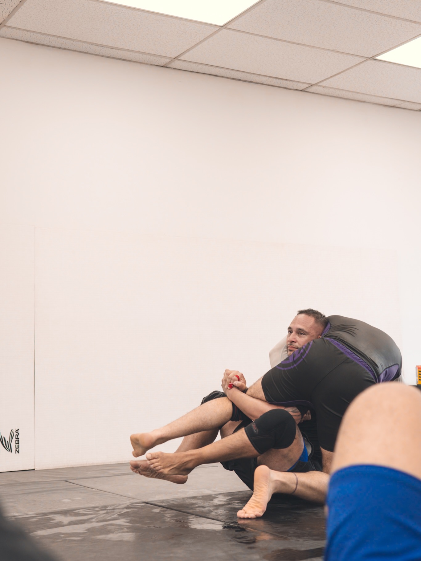 Sharpening the tools. One roll at a time. 🤙🏼
___
#BJJ #JiuJitsu #NoGi #NoGiJiuJitsu #Grappling #BJJLife #JiuJitsuLifestyle #TrainHard #MMA #MartialArts #BJJTraining #RollLife #CombatSports #TechniqueOverPower #NewHavenBJJ #FightLife #KeepGrinding #DailyTraining #OSS