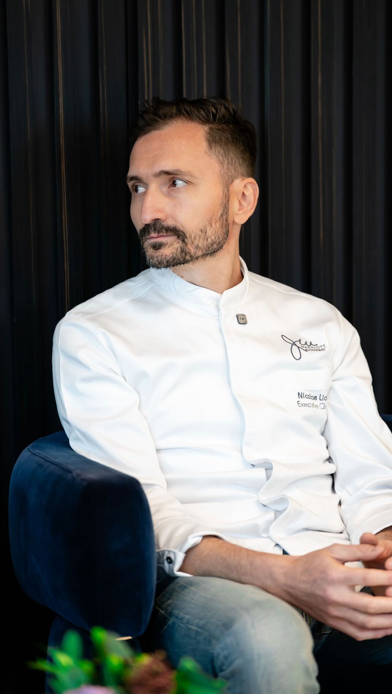 Într-o lume în care totul se întâmplă în viteză, Chef Nicolae Lică ne invită să ne întoarcem la ceva simplu: să...