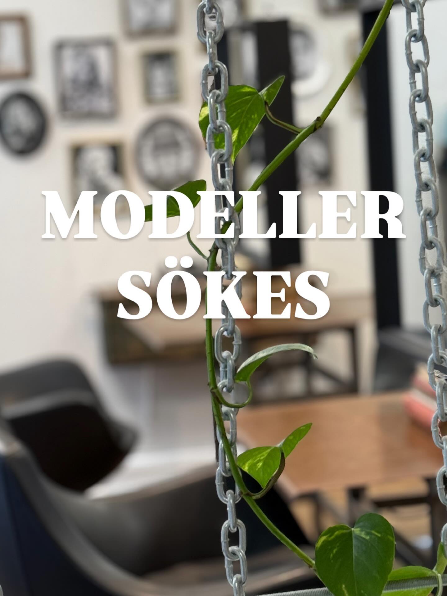 På grund av sjukdom söker vi nu några modeller för fotografering i salongen imorgon mellan 15.00-17.30. Du blir stylad och fotograferad i interaktion med oss. Som tack för hjälpen får du en goodie-bag. Hör av dig på PM. Stora kramar! /E12 ❤️