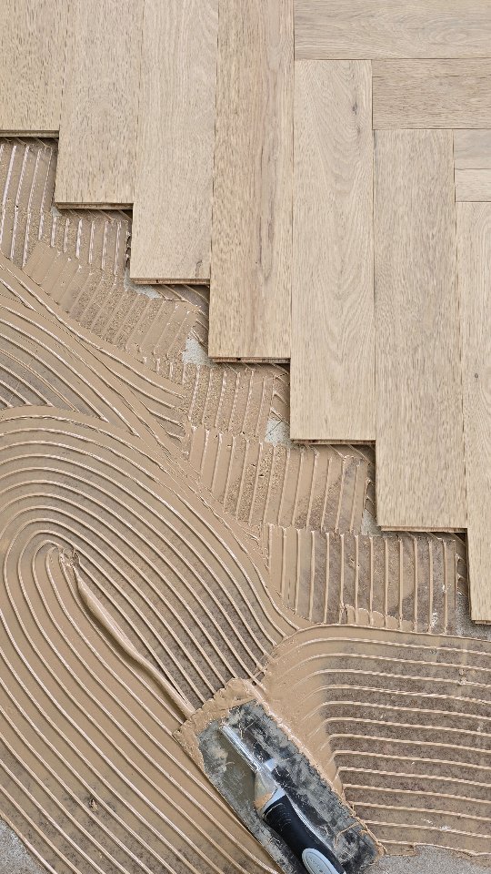 Precision. Craftsmanship. Design Excellence.
At Imperial Flooring Australia, we specialise in Herringbone and Engineered Timber Flooring - where timeless design meets modern innovation.
Our latest video showcases the artistry behind each installation - from the meticulous layout of every herringbone block to the seamless finish of premium engineered boards.
Whether you’re after refined elegance or a statement feature, our team brings years of expertise and a passion for precision to every project.
www.imperialflooringaustralia.com.au
.
📱1300 676 176
📧 info@imperialflooringaustraliia.com.au
📍HQ + Showroom: 1 Kennedy Ave Yallah
📍Distribution centres: Syd | Wol | Mel