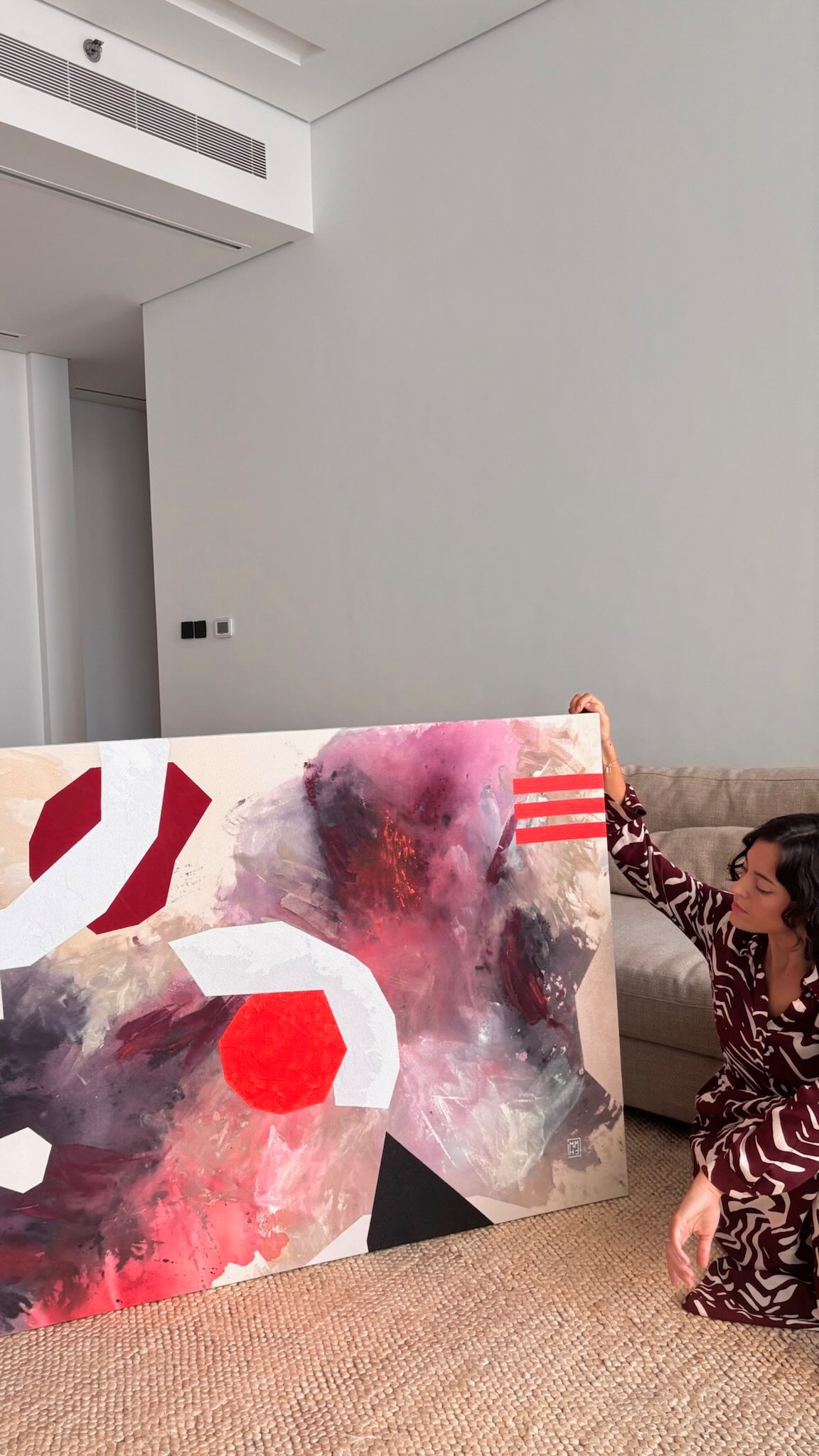 Nebula: A painting about space, energy, and calm.
Now available for art lovers 🩷
Discover more on my instagram ✨and follow me
#AbstractArt #ModernPainting #ContemporaryArtist #ArtForInteriors #MMHCStudio #ArtCollector #AbuDhabiArt #ColorAndEmotion #ArtForSale #AcrylicPainting #AbstractUniverse