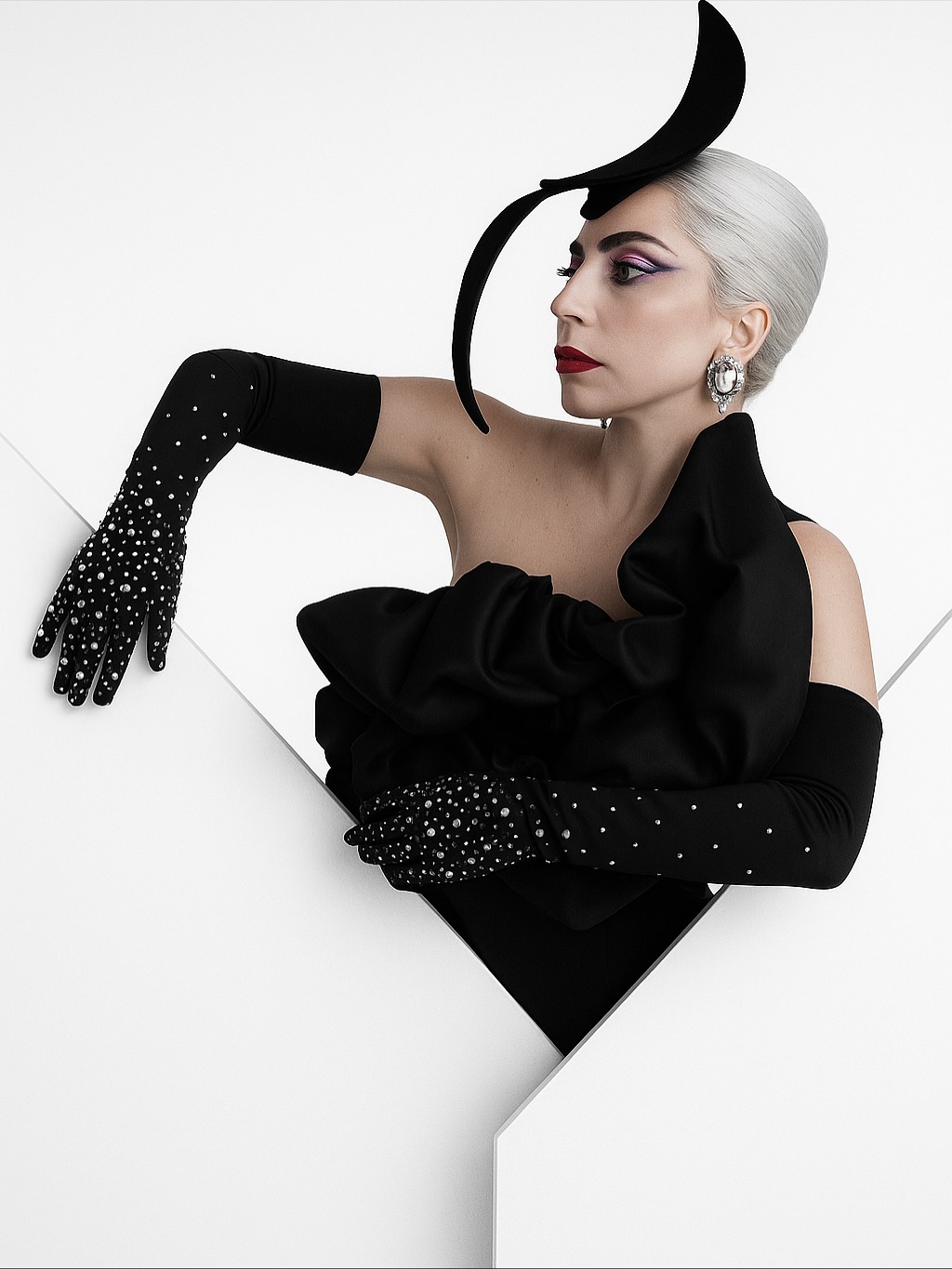 Unpublished pictures of @ladygaga wearing @romaintheveninparis for @hollywoodreporter ✨
.
Big thank you to my incredible showroom in LA @thearchshow / @millastoneofficial @alexislerma7 ❤️ I love you guuurlz ❤️❤️
.
👗 by @sandraamador.xx @tomeerebout
.
Can’t wait to work again with the Queen of Pop @hunterclem_ @perirosenzweig @nickroyal @ahardstyle