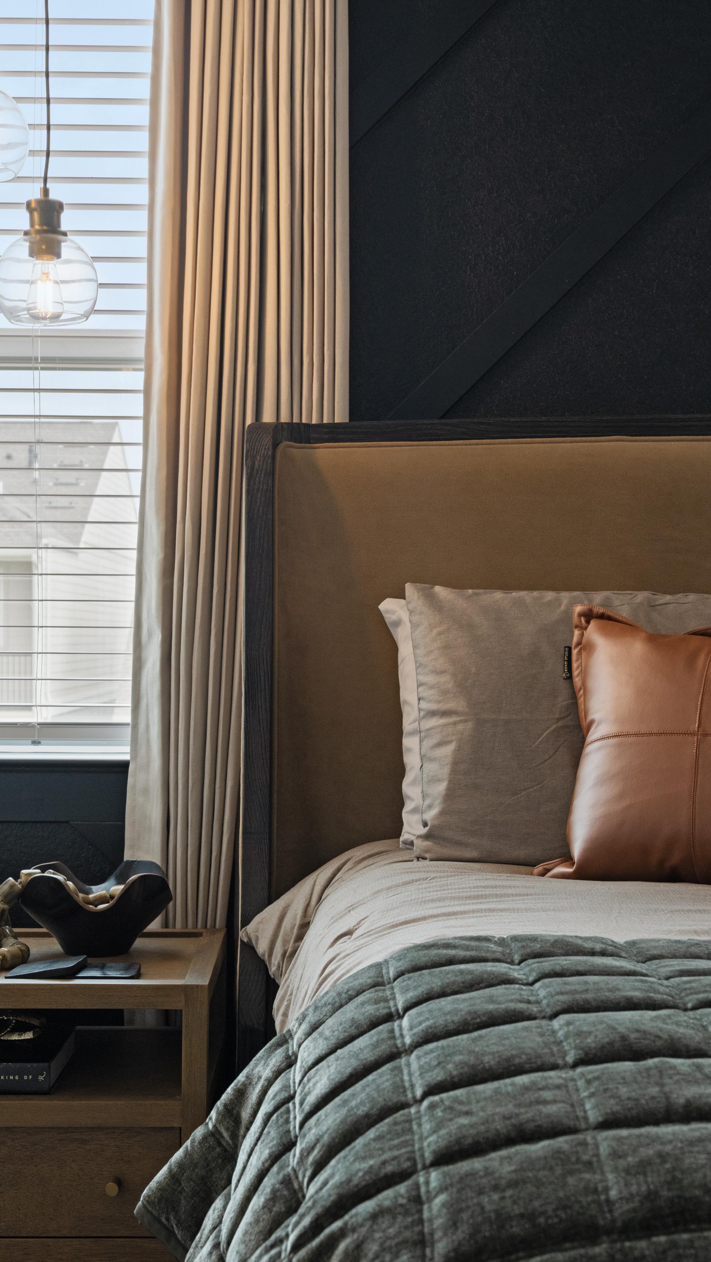 Week 2 is giving custom everything 🙌🏽
We started in the owner’s suite — added beams to the ceiling, designed a millwork accent wall, and introduced pendant lights for that elevated touch.
Then we jumped into the creative sewing room, where I made a custom trim using… wait for it… clothing zippers! 🧵🪡
This project is seriously pushing my creative side 😌
#BehindTheScenes #InteriorDesignJourney #BTS # FlawlessSpaces #Week2Progress