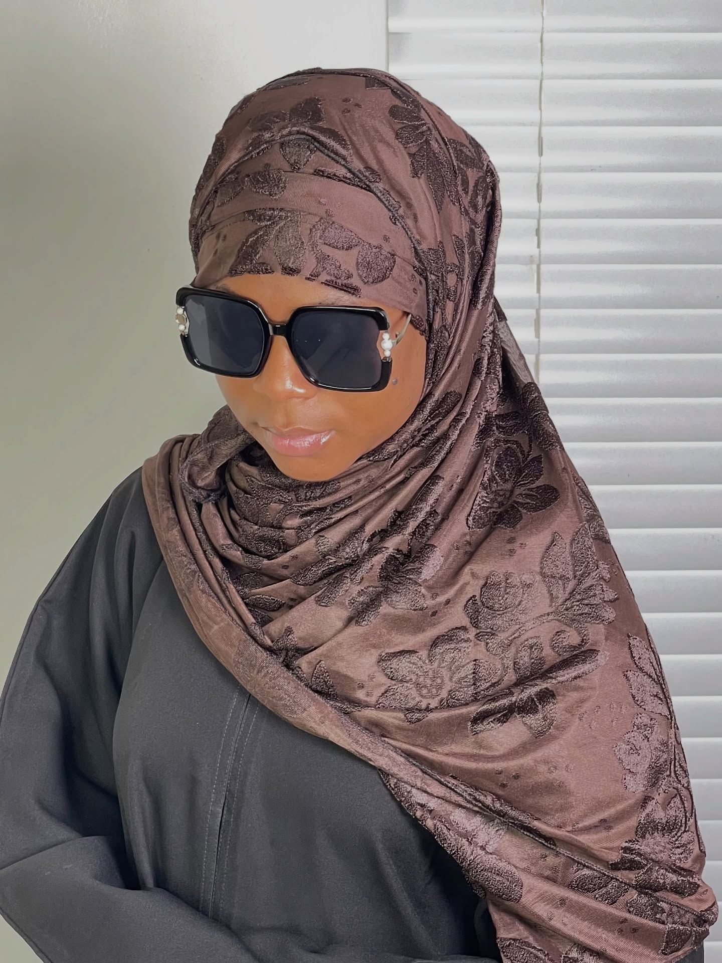 ◽️Cap and shawl
▫️Available in 8 different colors and prints
▫️Price: R200
▫️To order kindly send us a dm or
▫️Kindly click on the link in bio
#cap #turban #jalabiyabyposhmama #explore #post